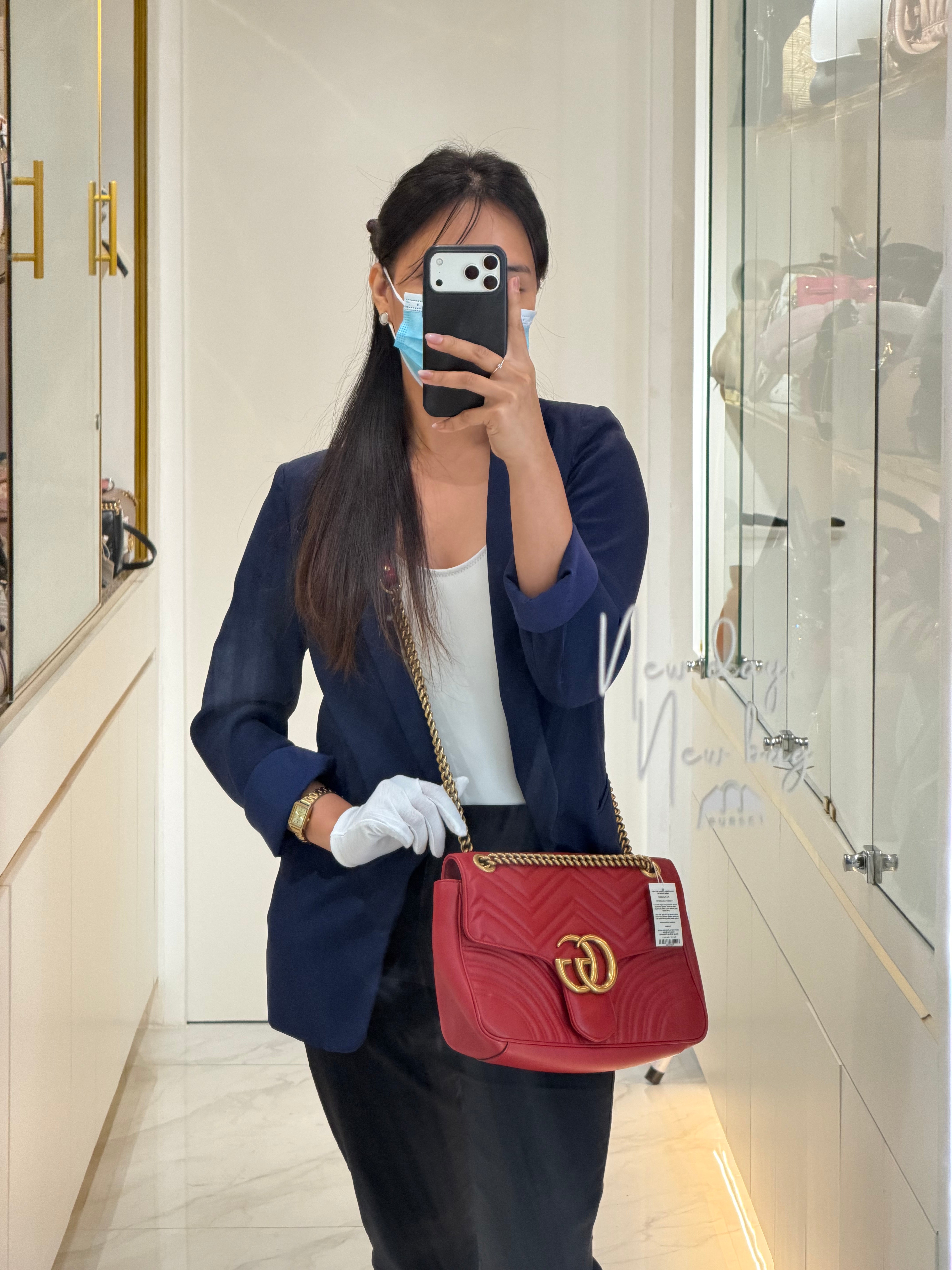 Marmont Medium in Hibiscus Red Calfskin Leather Shoulder Bag | Purse Maison Luxury Bags Shop