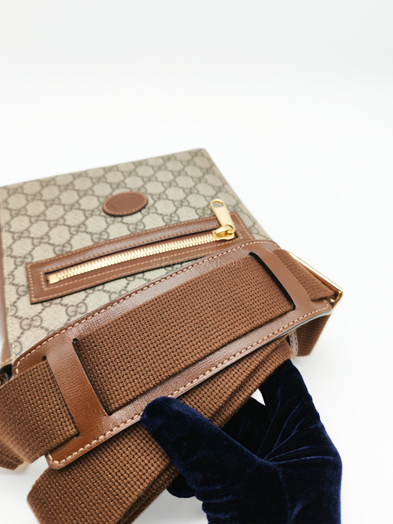 Messenger Bag Vintage in GG Supreme Canvas & Interlocking G Patch | Purse Maison Luxury Bags Shop