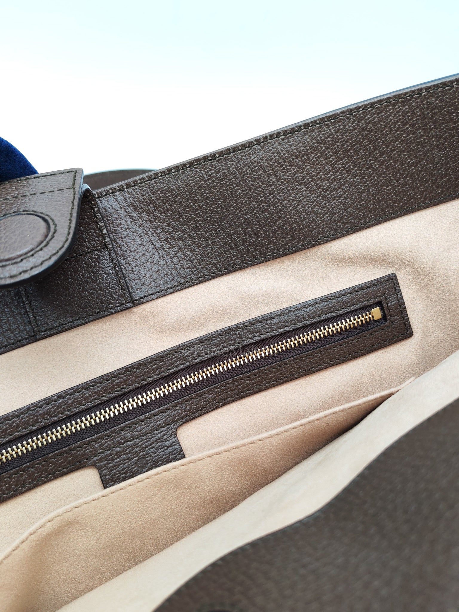 Ophidia Tote Bag in GG Supreme Canvas & Gold Hardware | Purse Maison Luxury Bags Shop