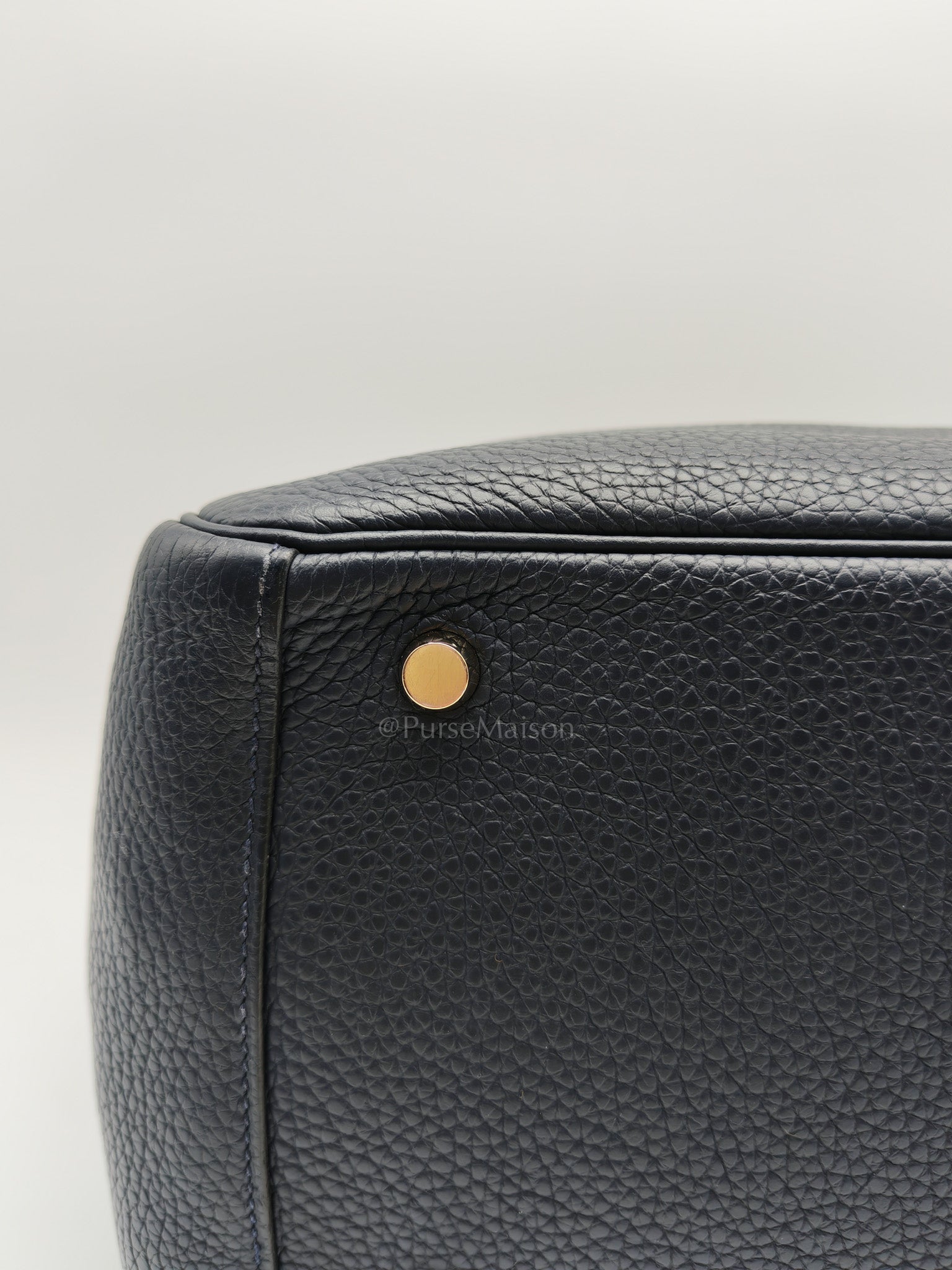 Lindy 30 in Blue Navy Clemence Leather & Gold Hardware Stamp X (2016)