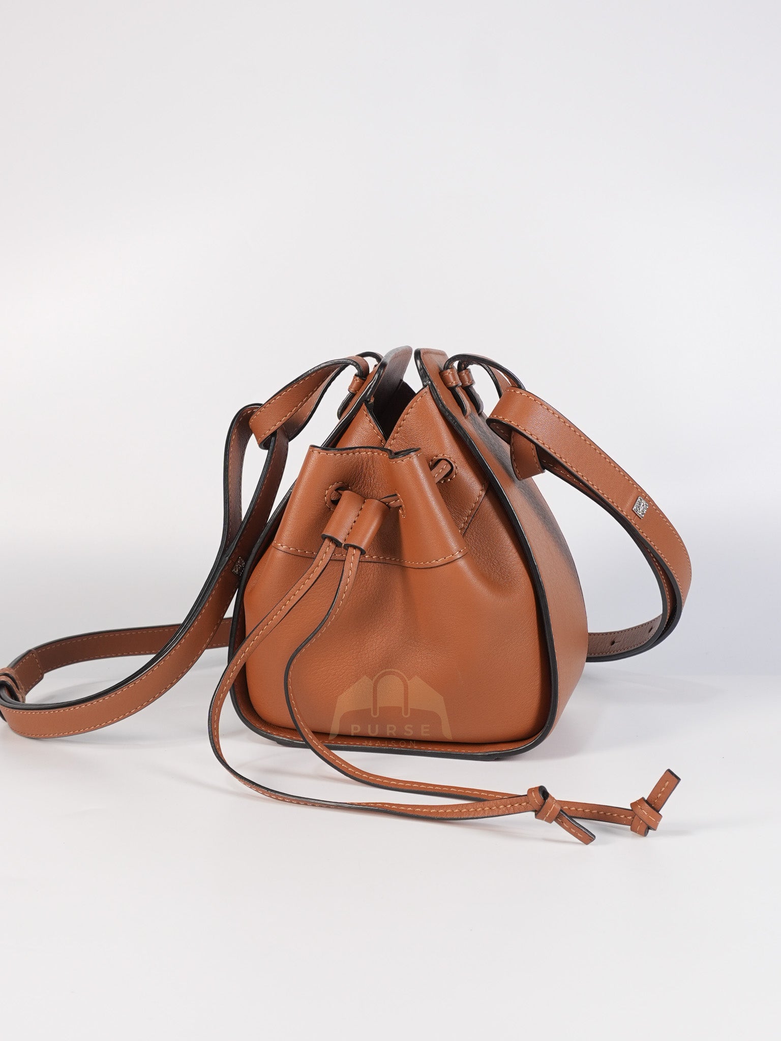 Hammock Mini in Tan Calfskin Leather Crossbody Bag | Purse Maison Luxury Bags Shop