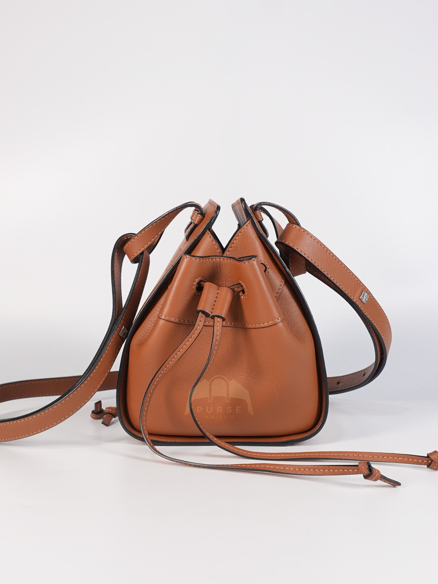 Hammock Mini in Tan Calfskin Leather Crossbody Bag | Purse Maison Luxury Bags Shop