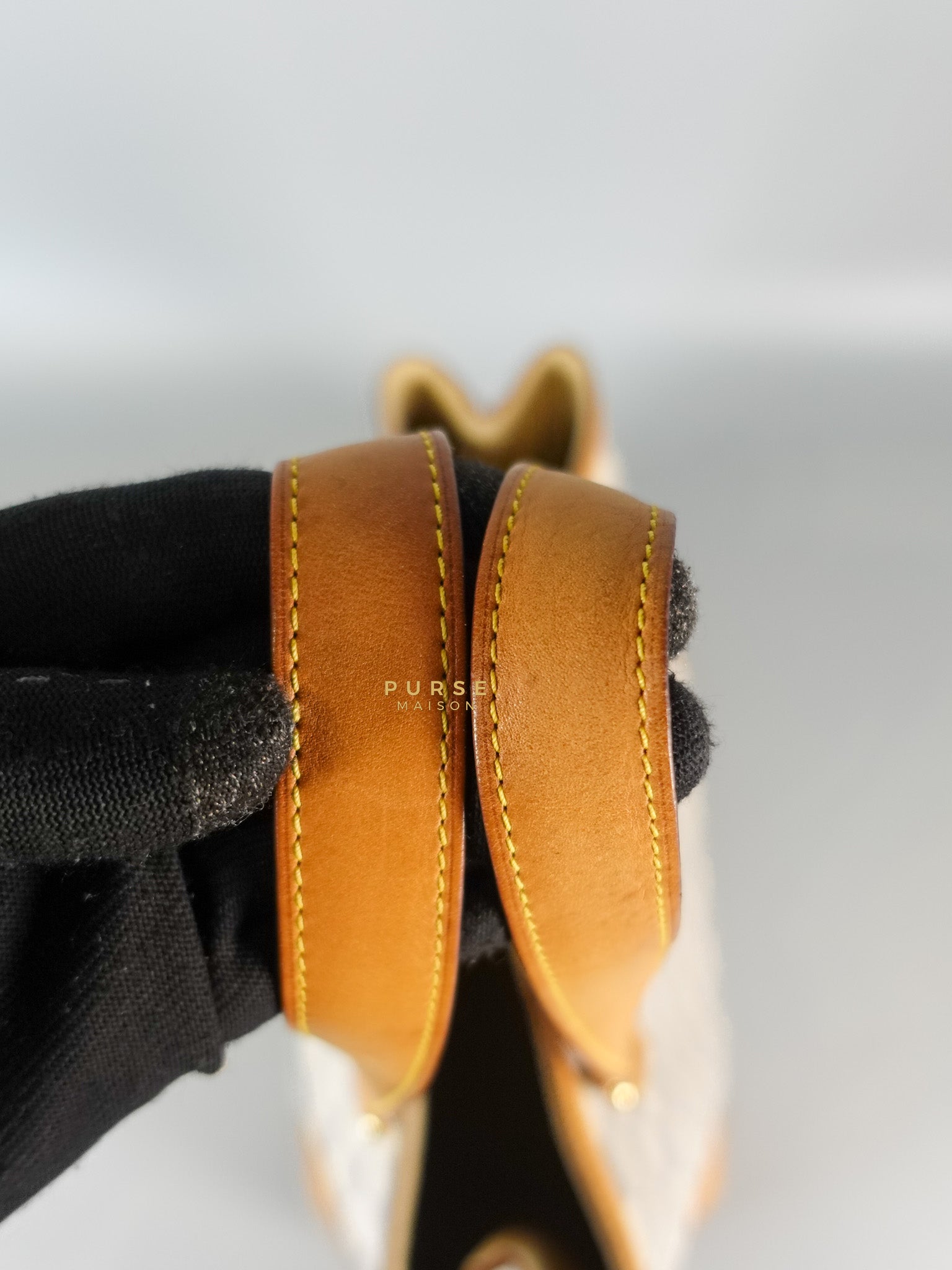 Hampstead MM in Damier Azur Canvas (No Date Code) | Purse Maison Luxury Bags Shop