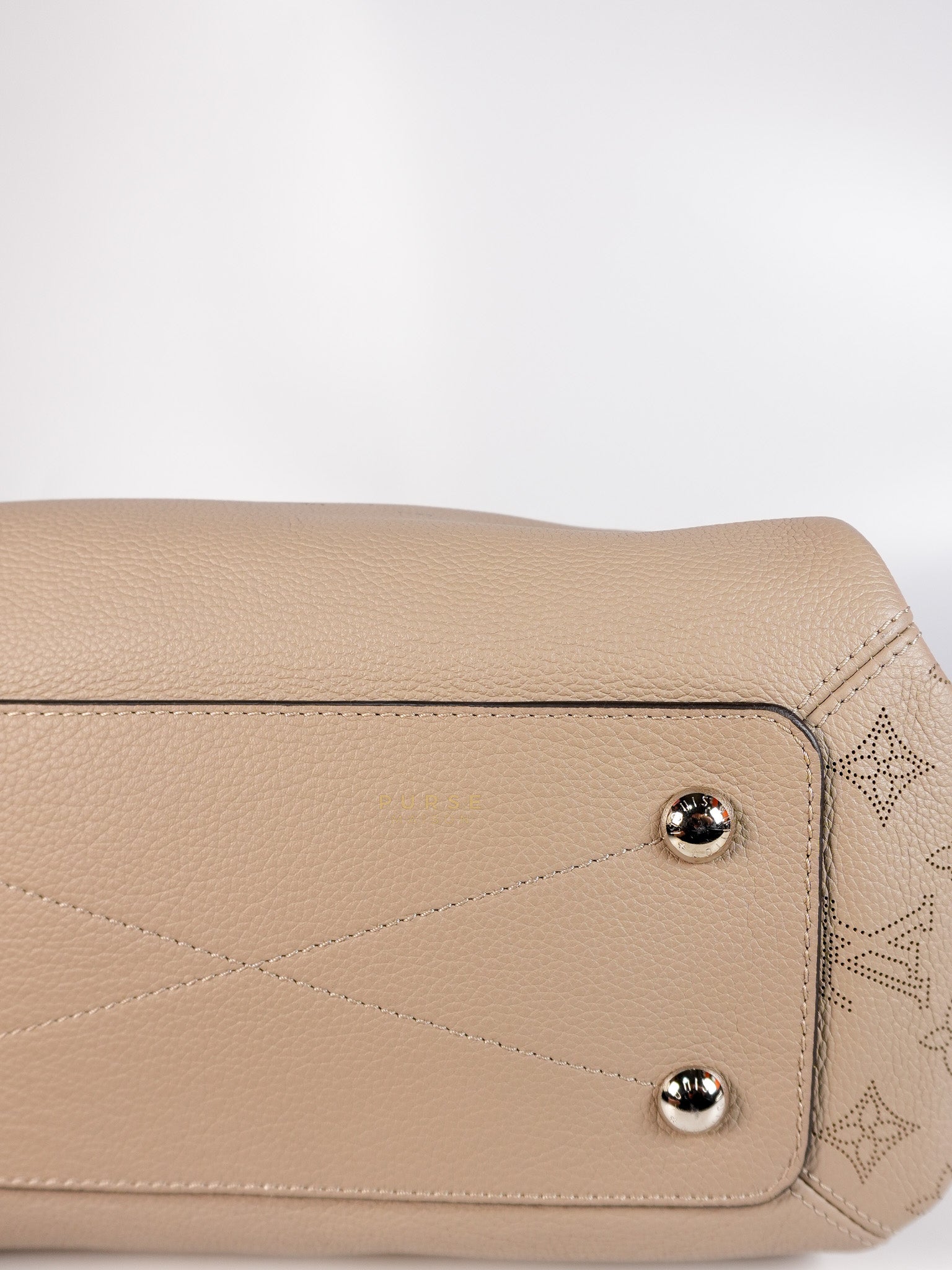 Haumea Shoulder Bag in Galet Mahina Leather (Date code: AH3188) | Purse Maison Luxury Bags Shop