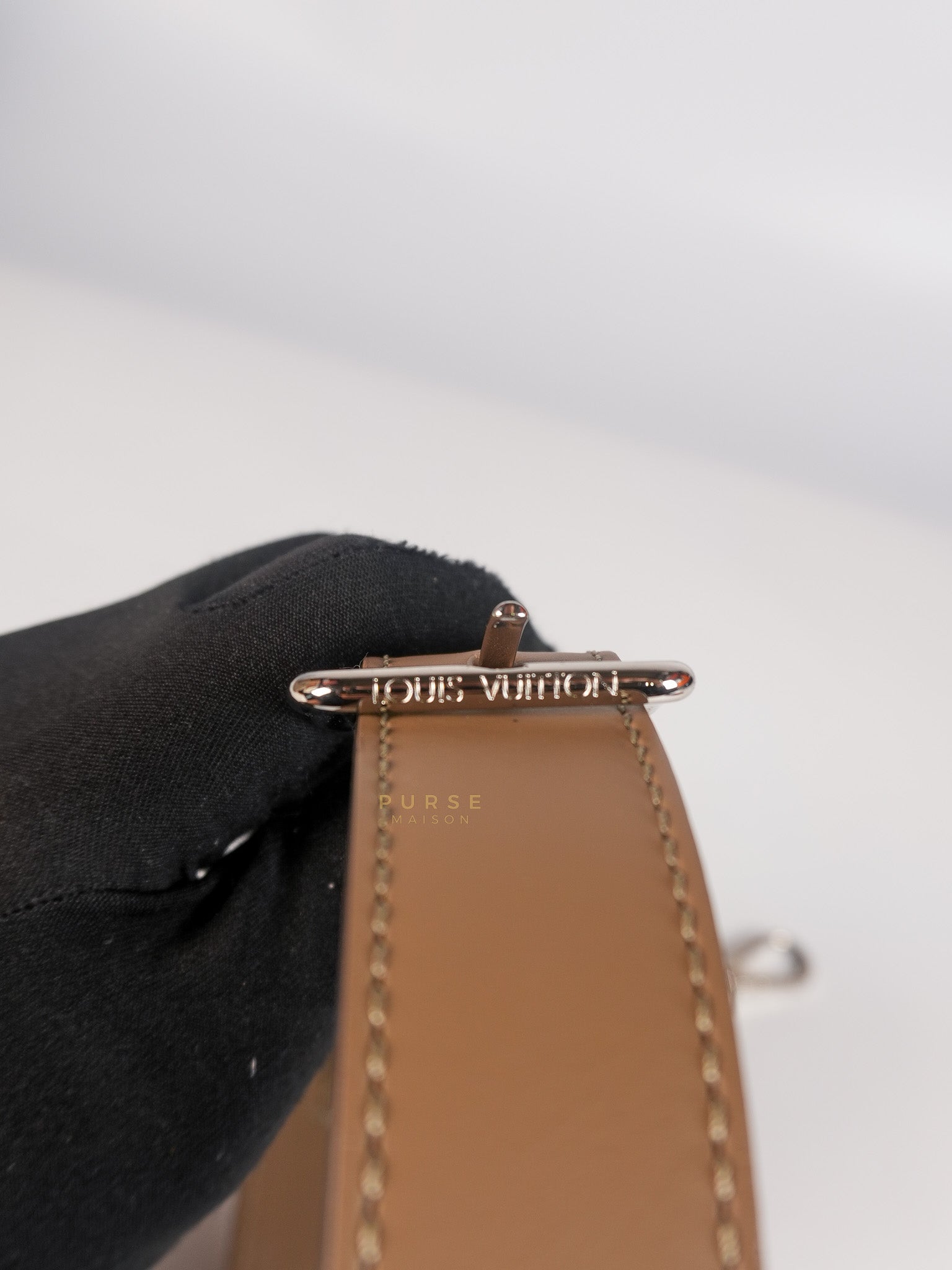 Haumea Shoulder Bag in Galet Mahina Leather (Date code: AH3188) | Purse Maison Luxury Bags Shop