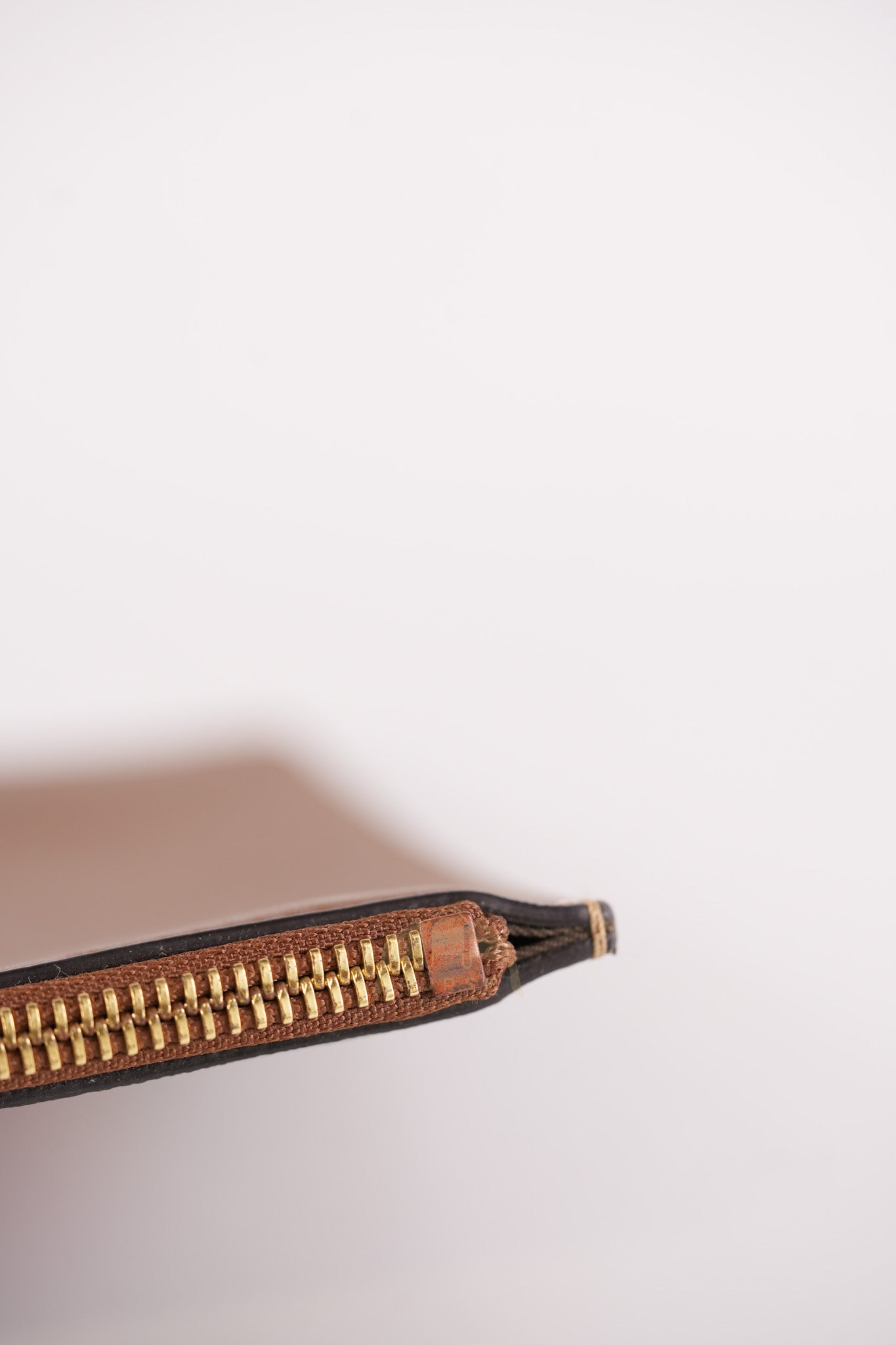 Heart Patch Pouch in GG Supreme Canvas | Purse Maison Luxury Bags Shop