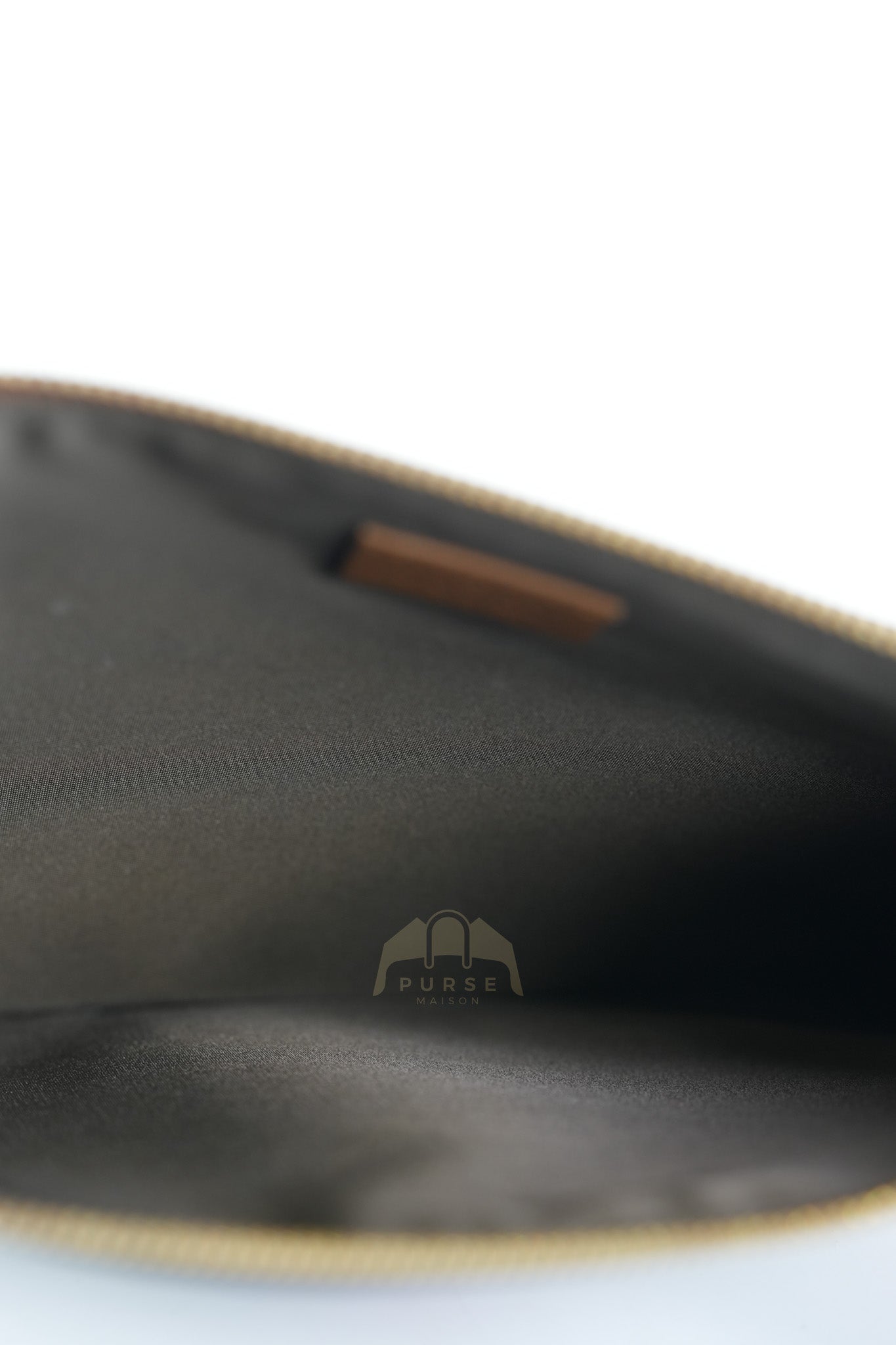 Heart Patch Pouch in GG Supreme Canvas | Purse Maison Luxury Bags Shop