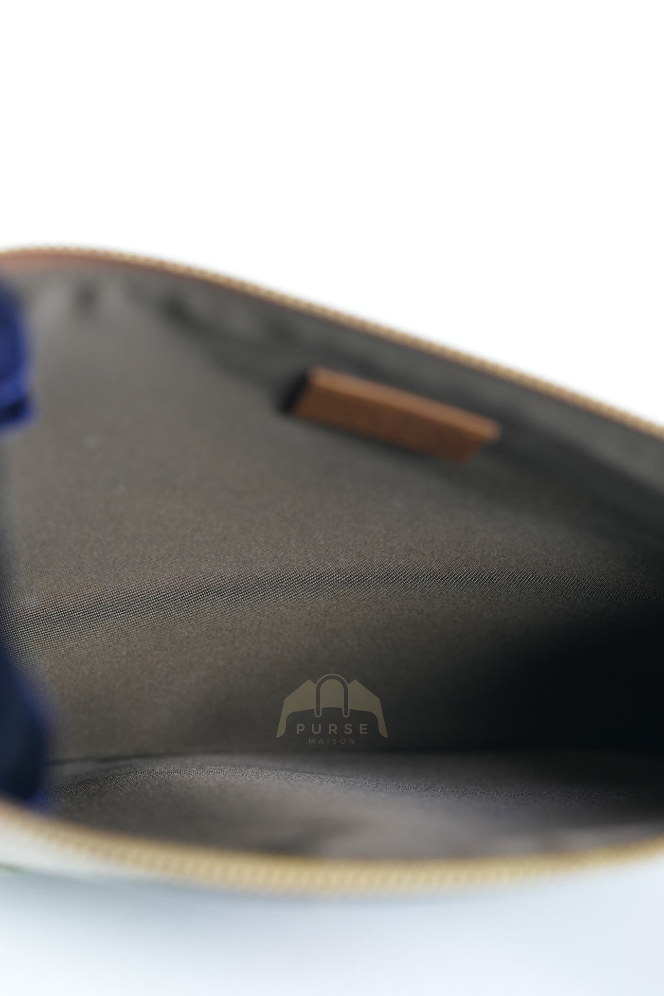 Heart Patch Pouch in GG Supreme Canvas | Purse Maison Luxury Bags Shop