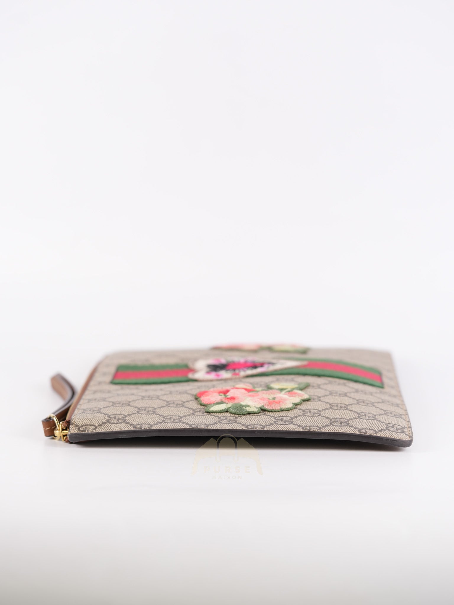 Heart Patch Pouch in GG Supreme Canvas | Purse Maison Luxury Bags Shop