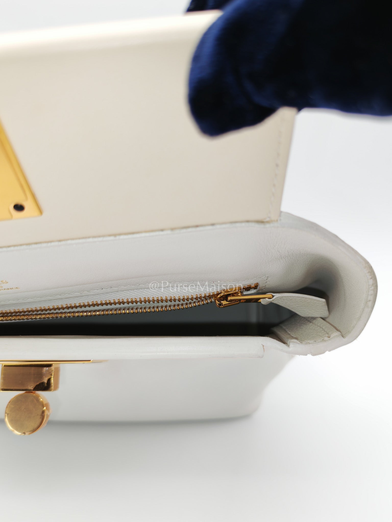 Hermes 24/24 Mini Veau Evercolor/Veau Swift Ay Blanc/Nata and Gold Hardware Stamp Z (2021) | Purse Maison Luxury Bags Shop