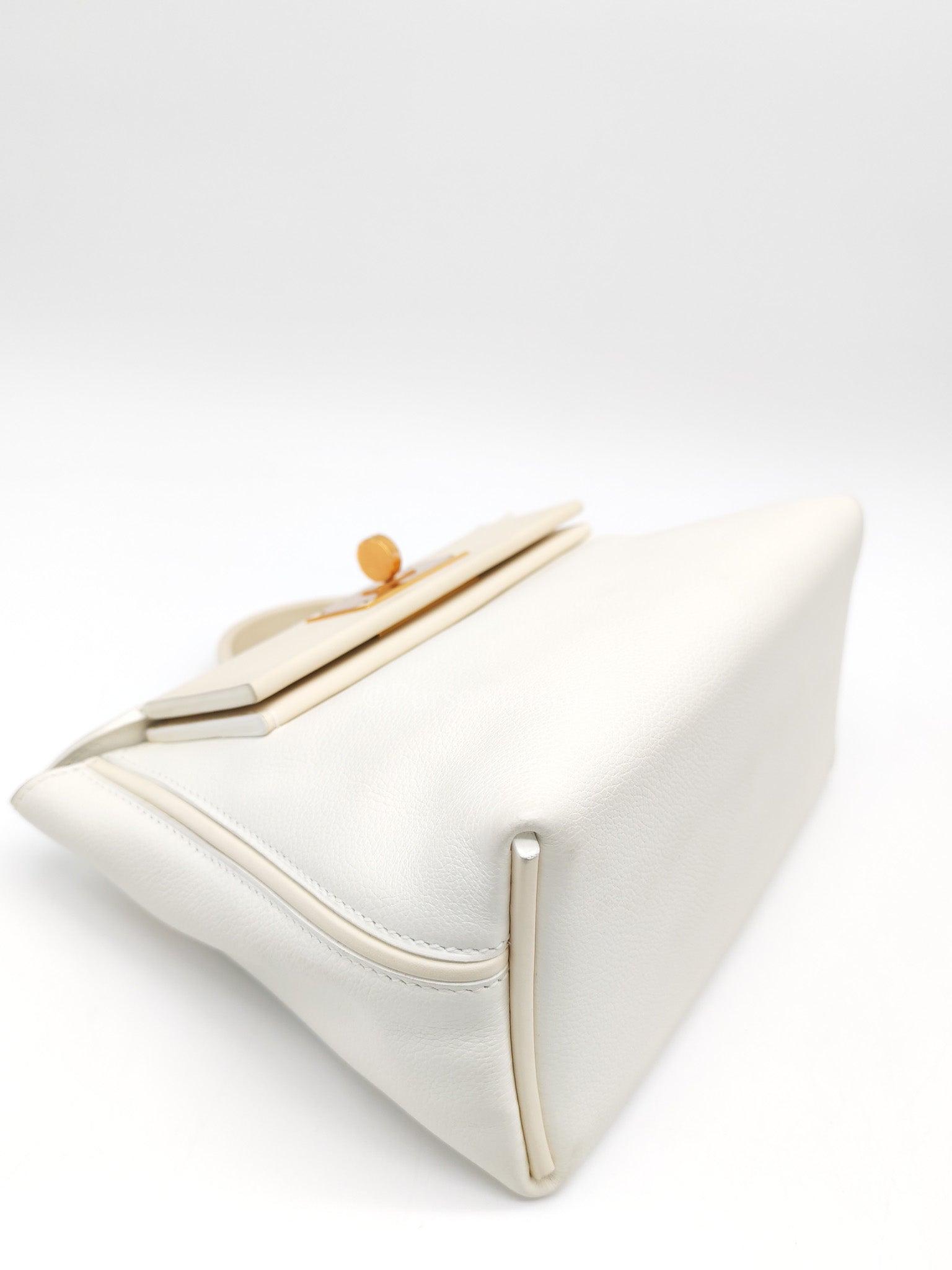 Hermes 24/24 Mini Veau Evercolor/Veau Swift Ay Blanc/Nata and Gold Hardware Stamp Z (2021) | Purse Maison Luxury Bags Shop