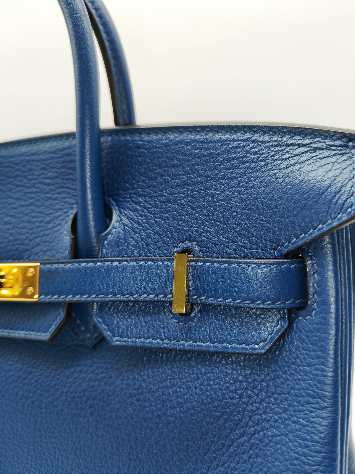 Hermes Birkin 25 Retourne in Bleu Saphire Taurillon Navillo Leather Gold Hardware Stamp D(2019) | Purse Maison Luxury Bags Shop