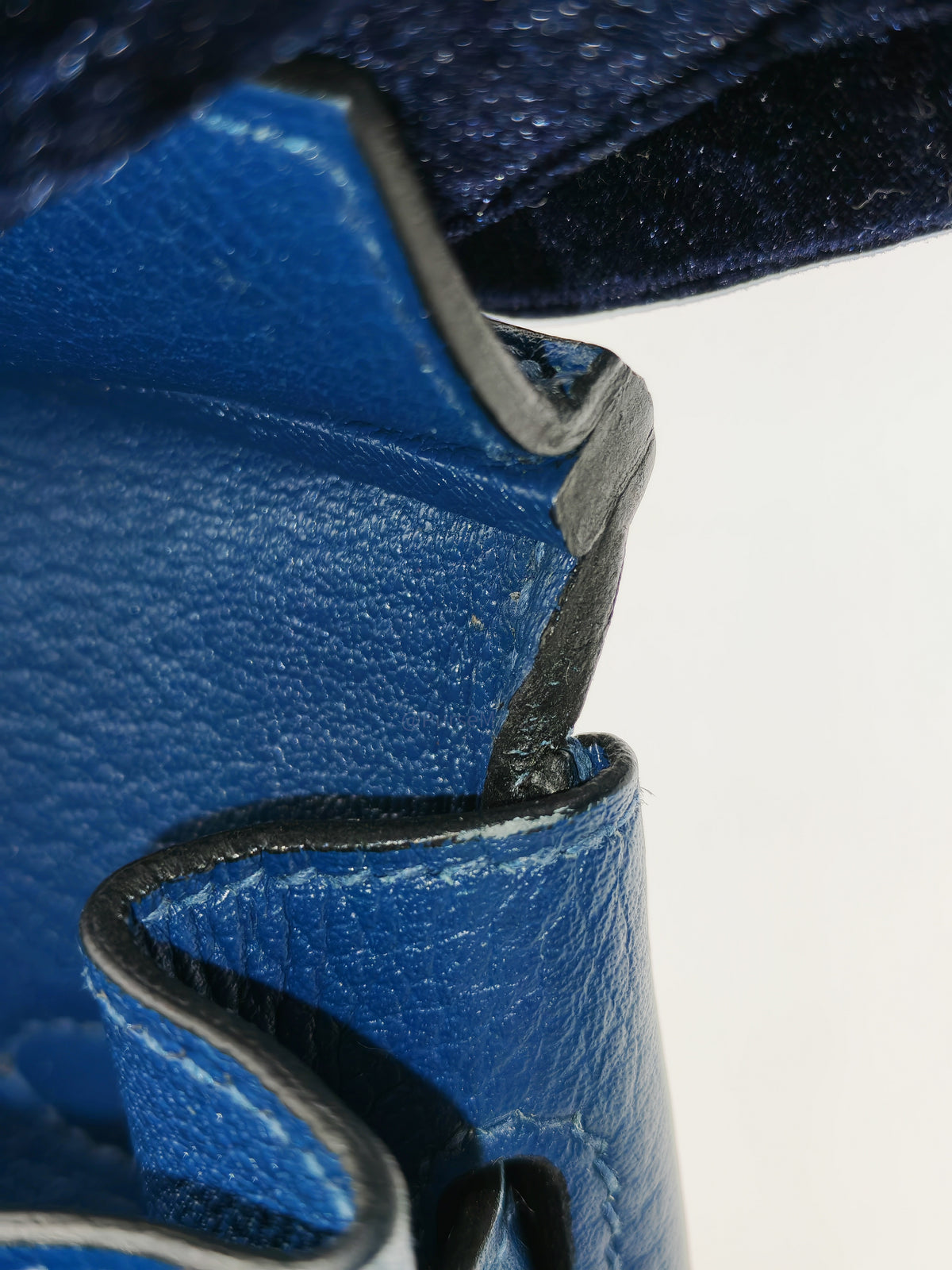Hermes Birkin 25 Retourne in Bleu Saphire Taurillon Navillo Leather Gold Hardware Stamp D(2019) | Purse Maison Luxury Bags Shop