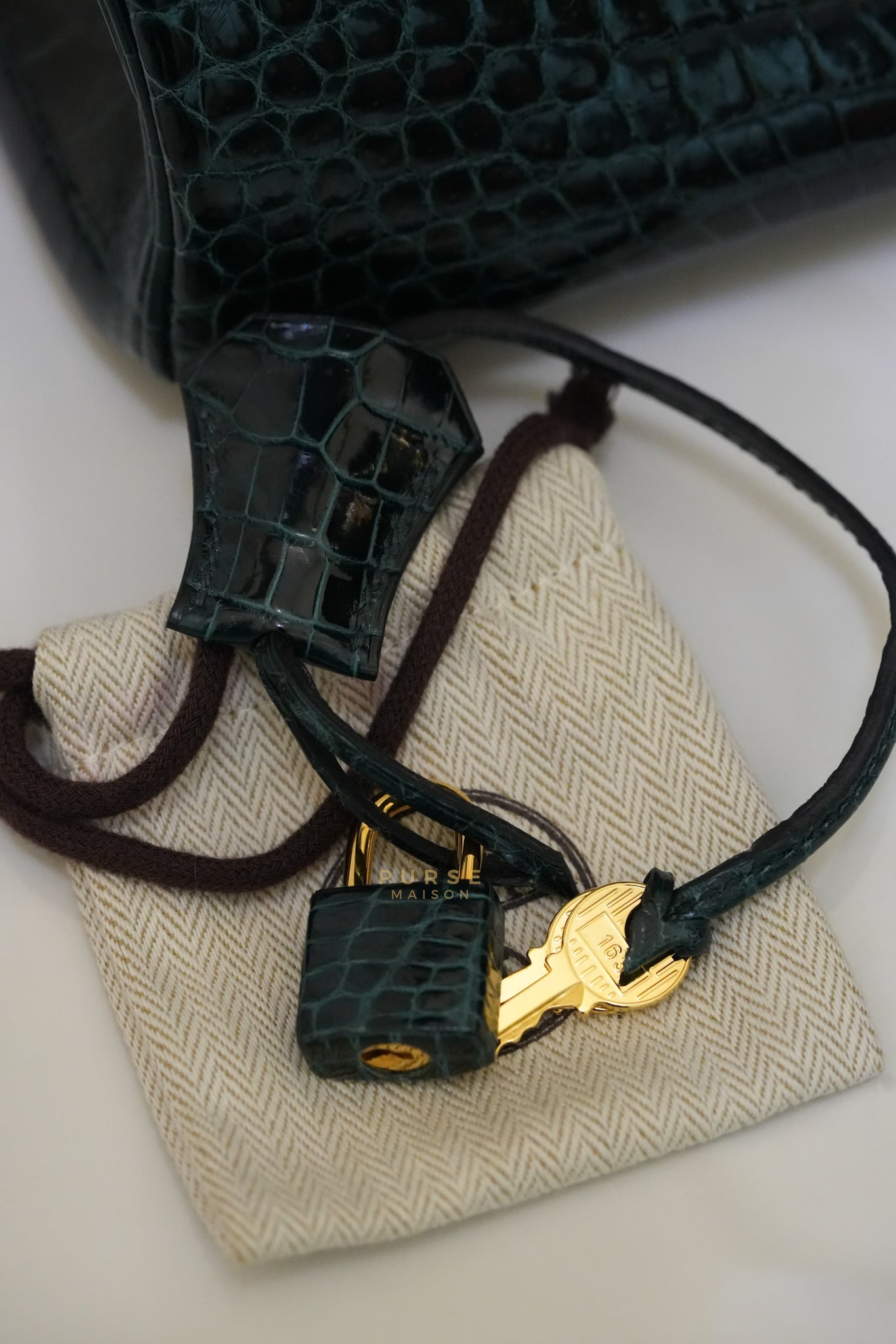 Hermès Birkin 30 Vert Fonce Shiny Porosus Crocodile Gold Hardware Stamp D (2019) | Purse Maison Luxury Bags Shop