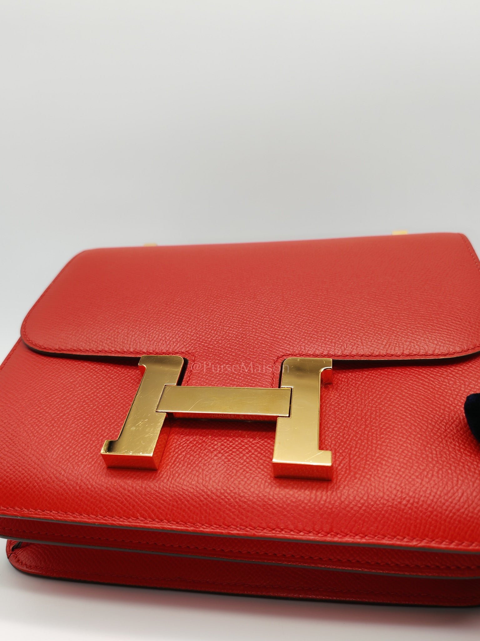 Constance 24 in Red Epsom Leather and Gold Hardware Stamp D(2019) | Purse Maison Luxury Bags Shop