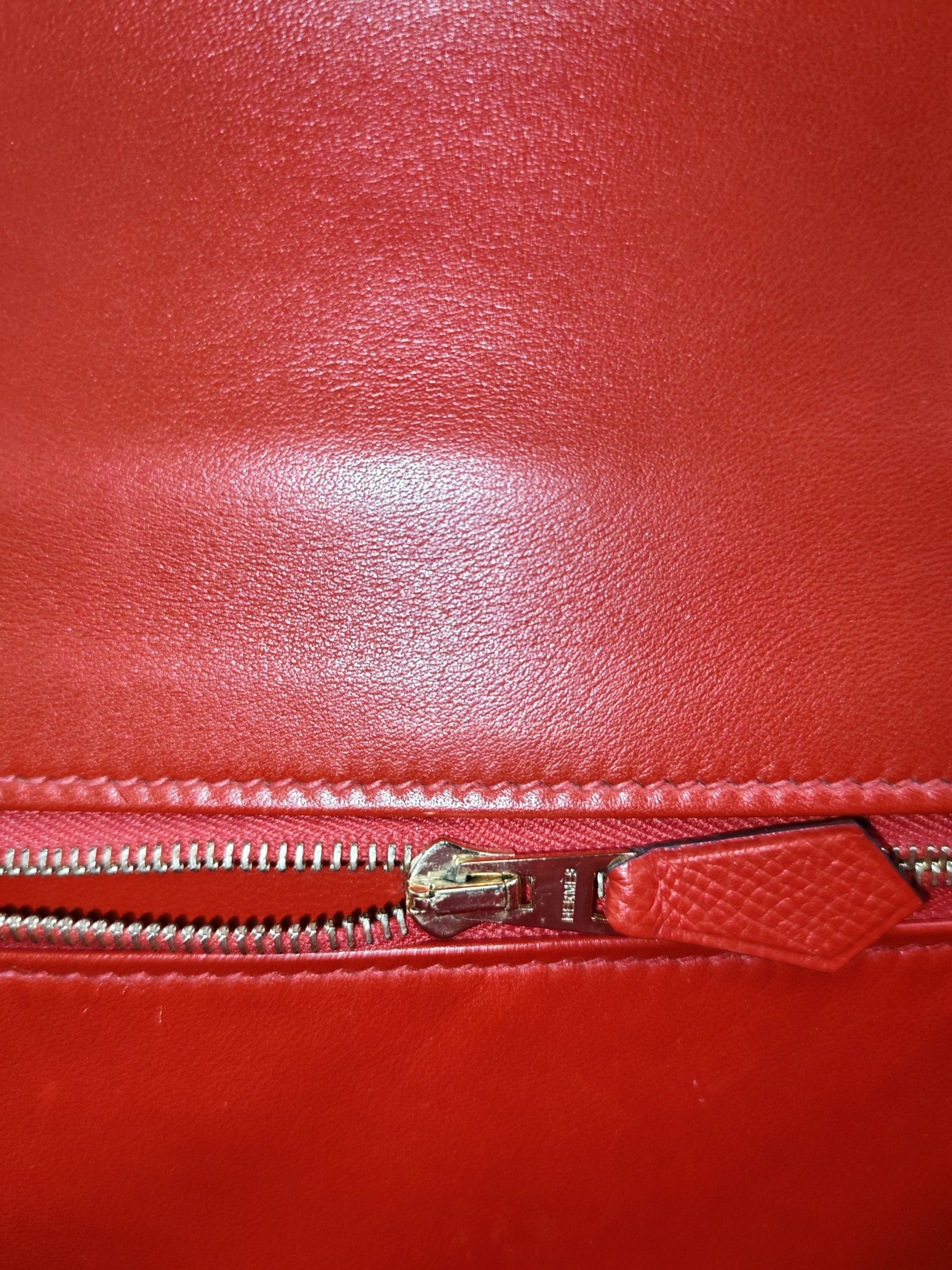 Constance 24 in Red Epsom Leather and Gold Hardware Stamp D(2019) | Purse Maison Luxury Bags Shop
