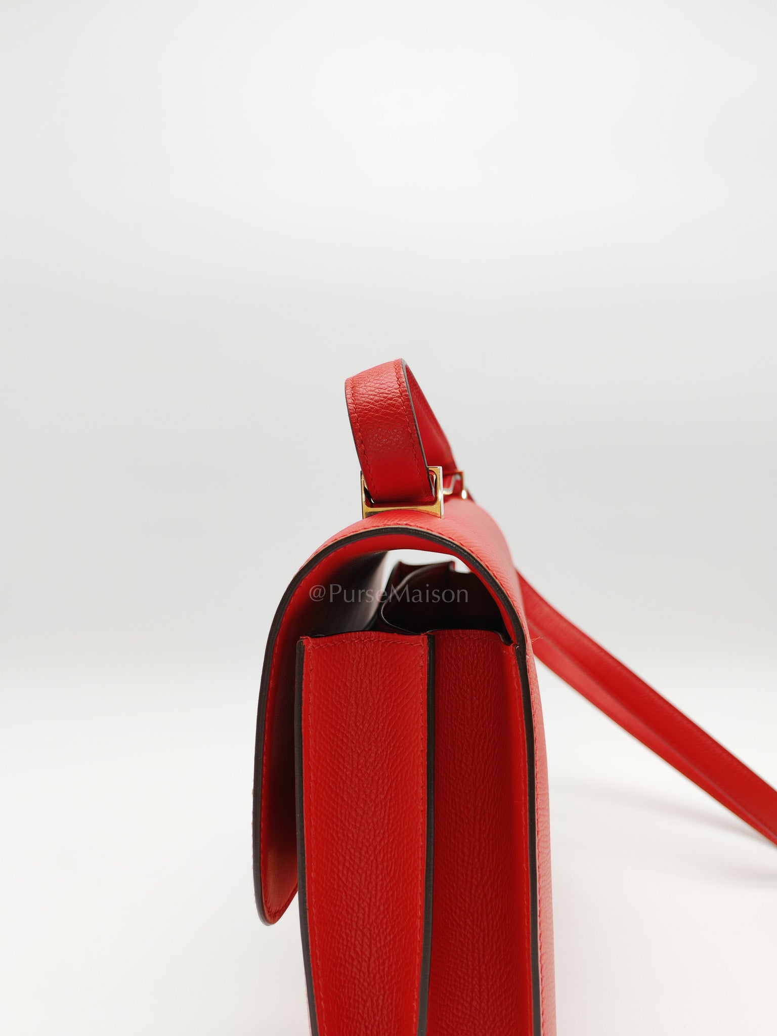 Constance 24 in Red Epsom Leather and Gold Hardware Stamp D(2019) | Purse Maison Luxury Bags Shop
