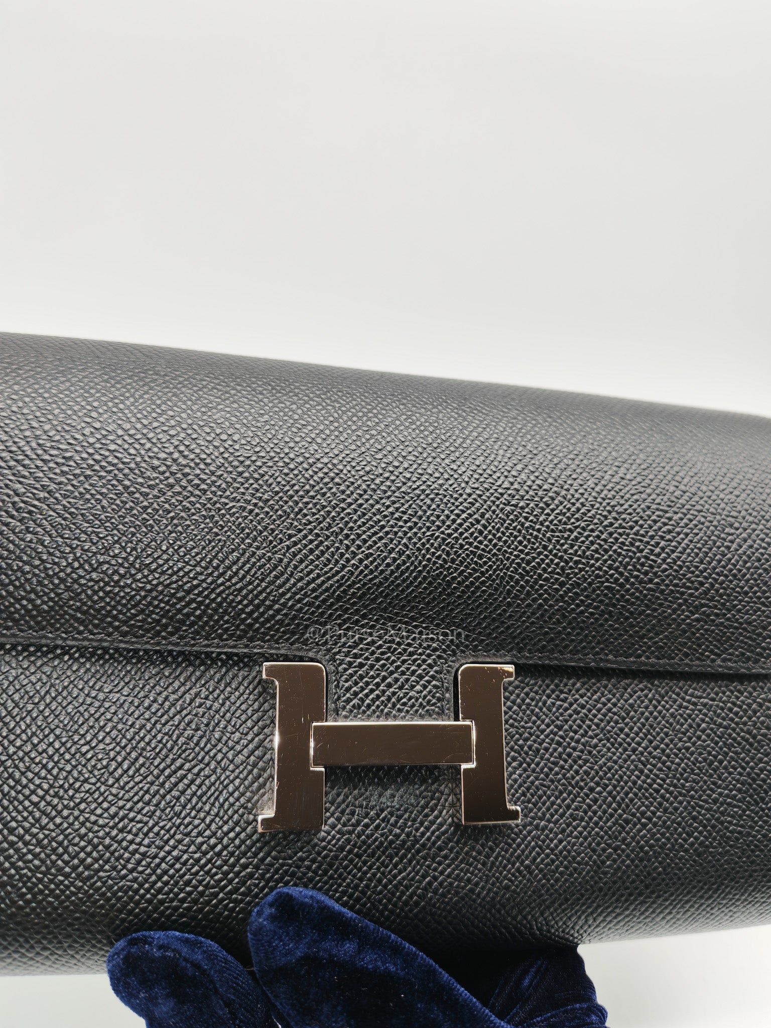 Constance To Go in Black Epsom Leather and Palladium Hardware Stamp A (2017) | Purse Maison Luxury Bags Shop