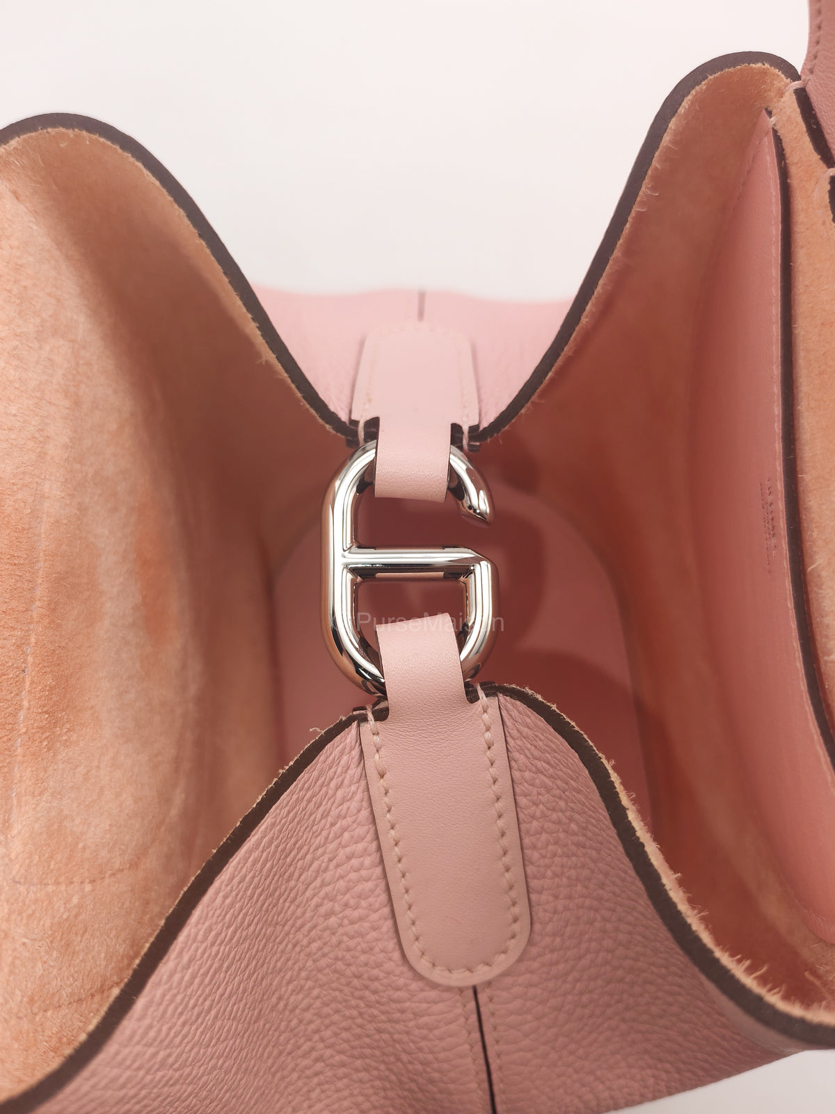 Hermes In the Loop 18 in Rose Sakura CLemence Leather and Palladium Hardware Stamp B (2023) | Purse Maison Luxury Bags Shop
