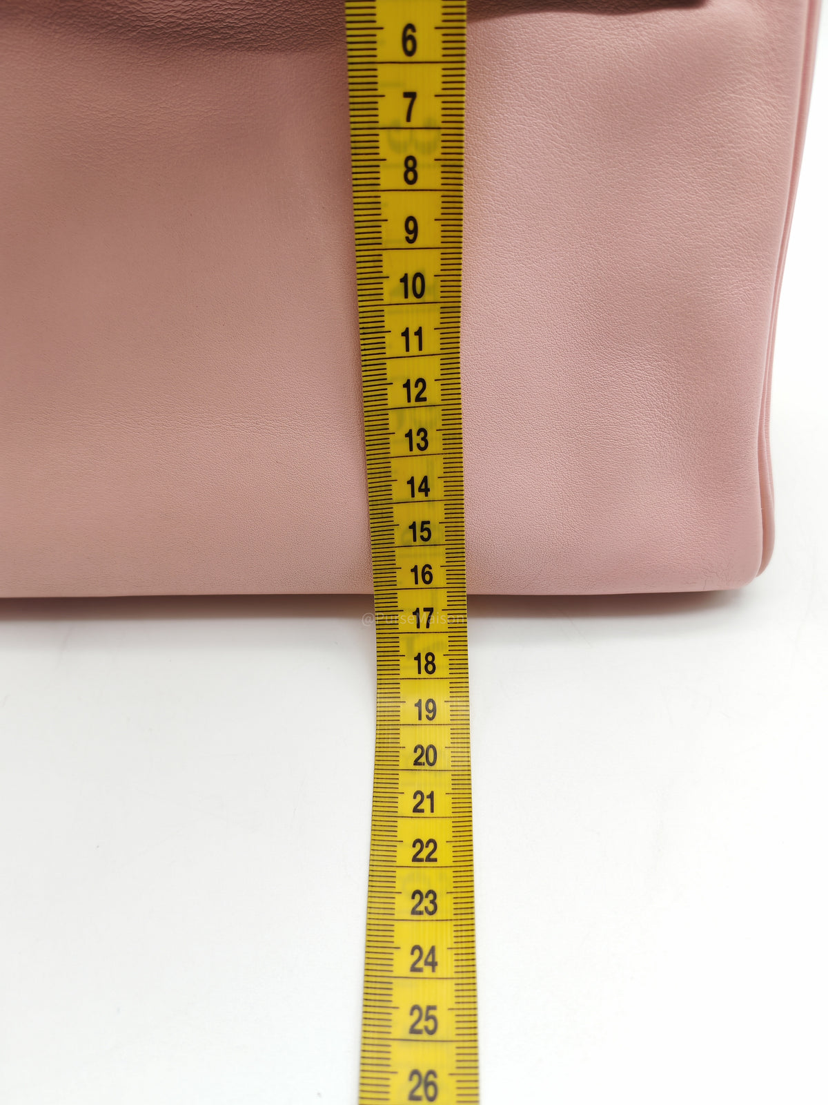 Hermes Kelly 25 Retourne in Rose Sakura Swift Leather and Gold Hardware Stamp T (2015) | Purse Maison Luxury Bags Shop