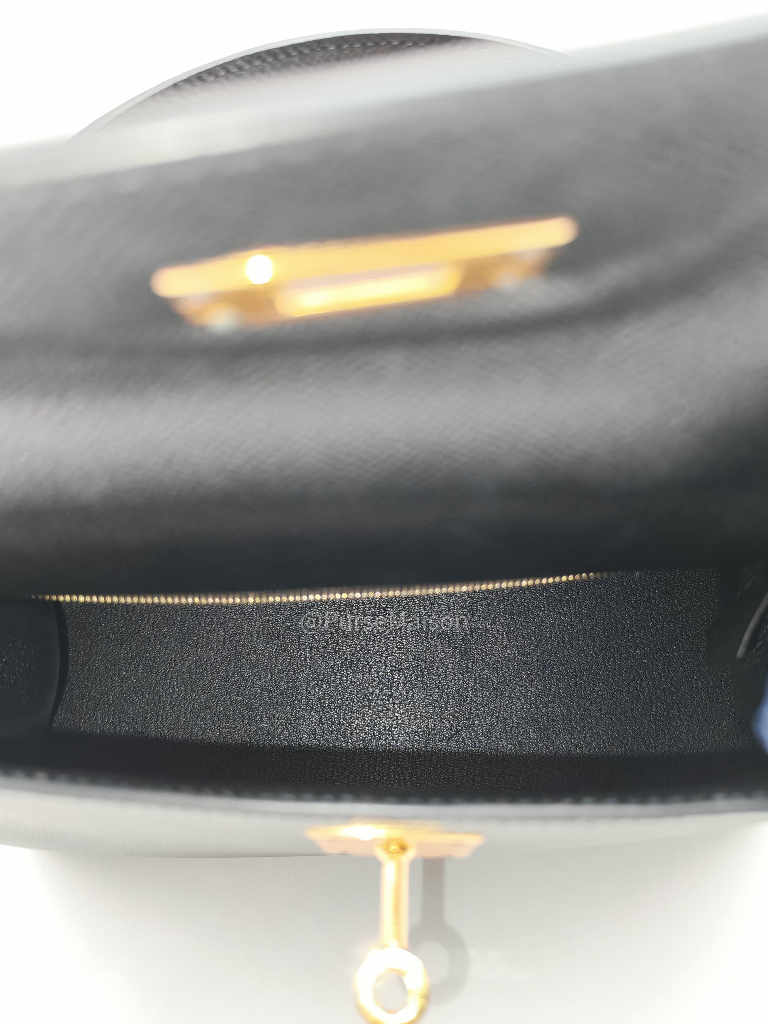 Hermes Kelly 28 Sellier in Black Epsom leather Gold Hardware Stamp Y(2020) | Purse Maison Luxury Bags Shop
