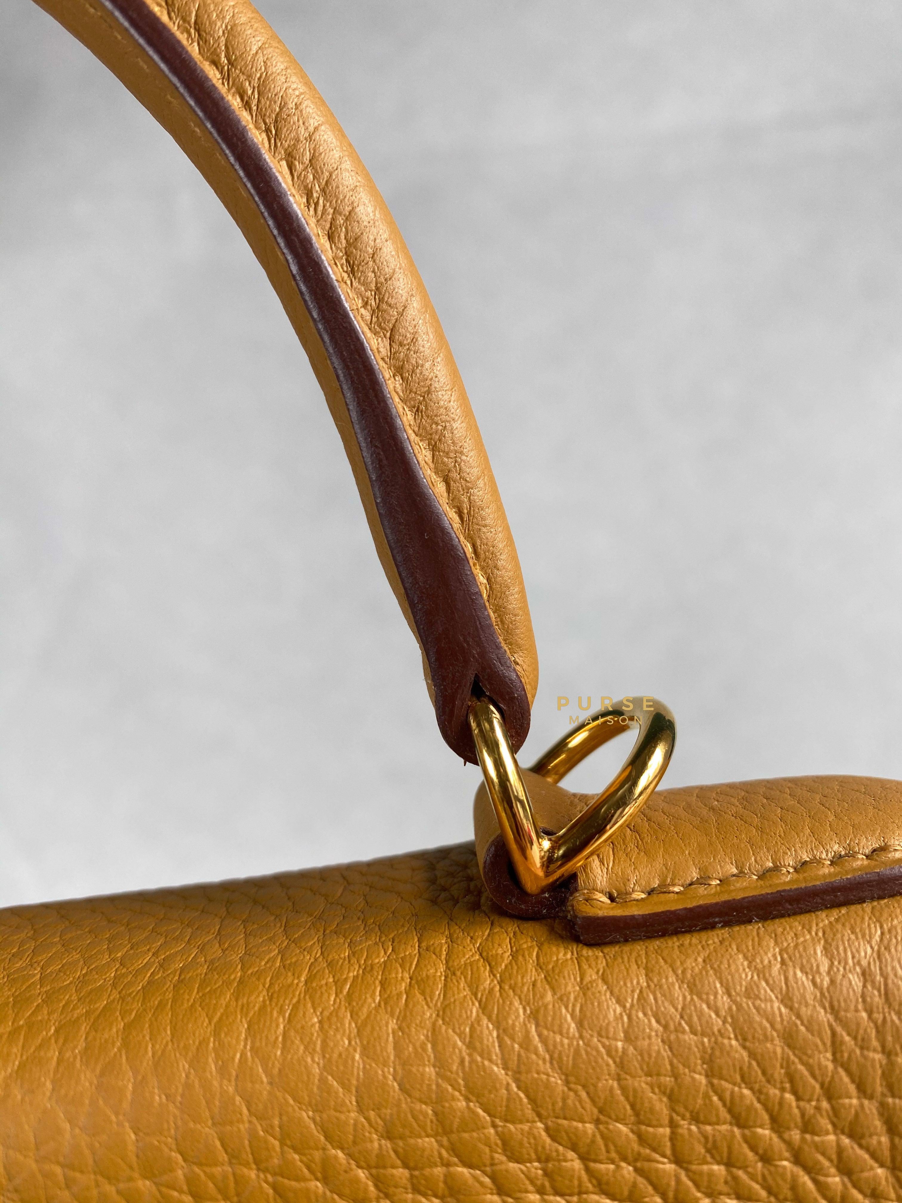Hermes Kelly 28 Sesame in Clemence Leather and Gold Hardware Stamp Y (2020) | Purse Maison Luxury Bags Shop