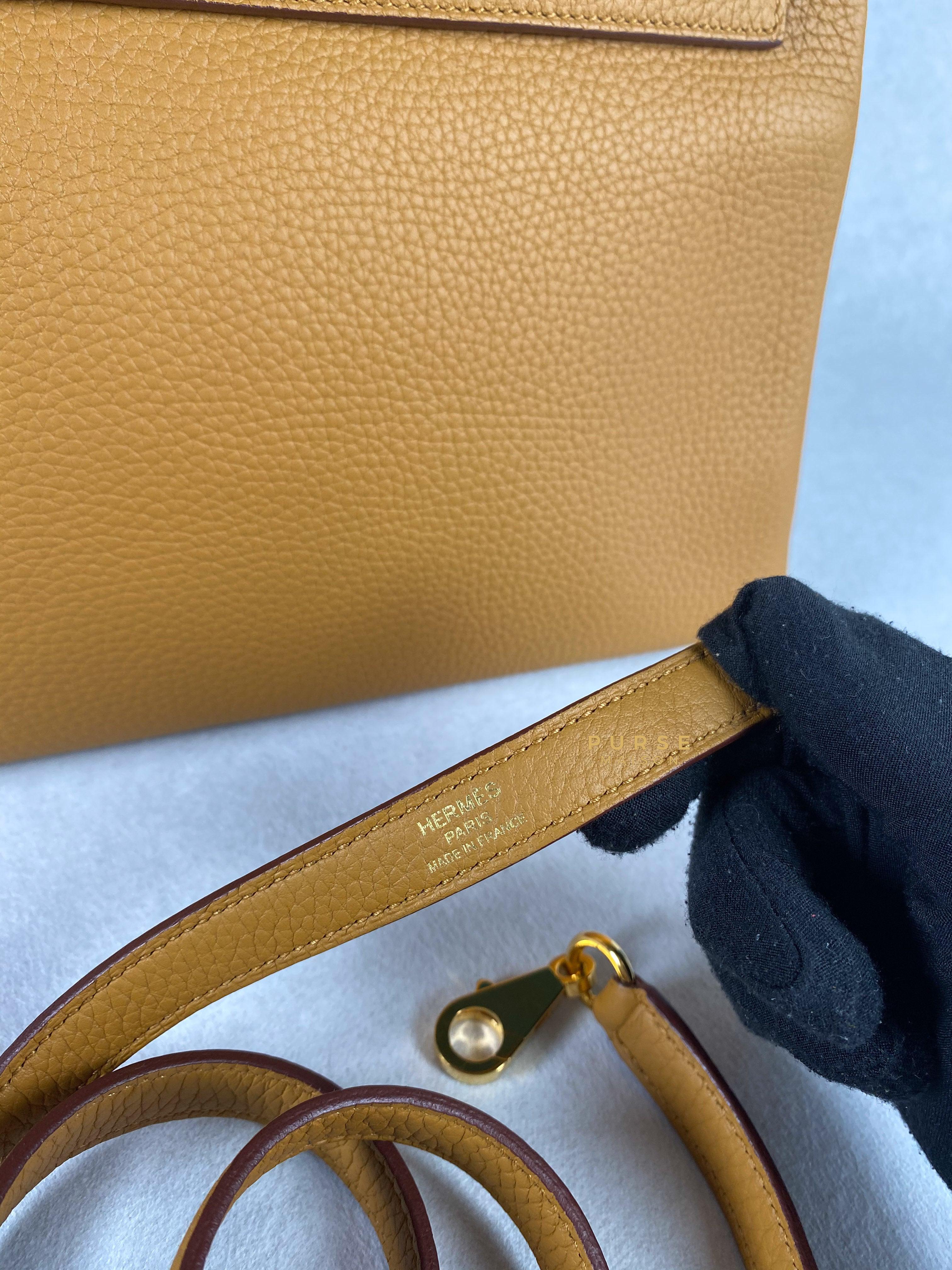 Hermes Kelly 28 Sesame in Clemence Leather and Gold Hardware Stamp Y (2020) | Purse Maison Luxury Bags Shop