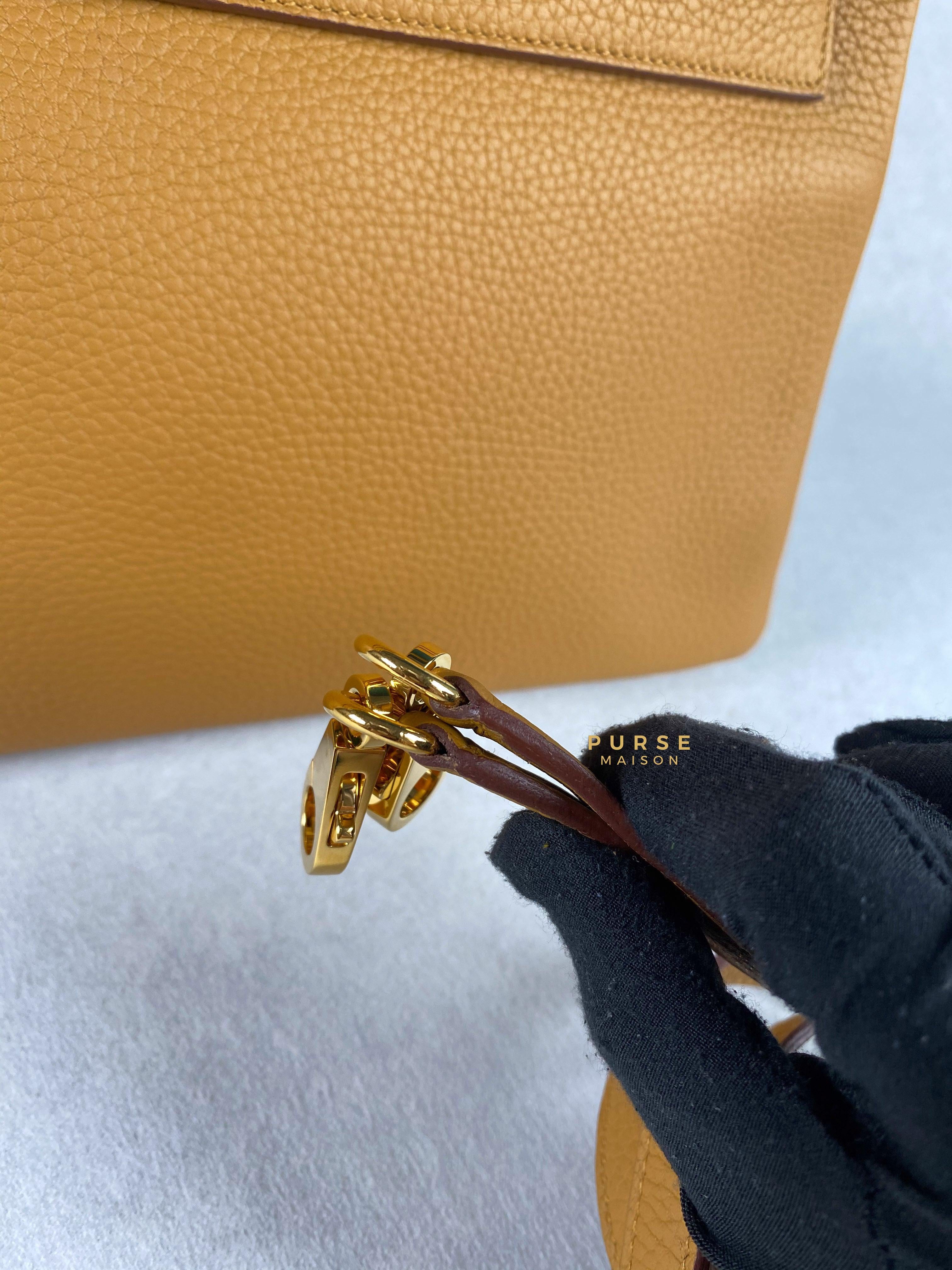 Hermes Kelly 28 Sesame in Clemence Leather and Gold Hardware Stamp Y (2020) | Purse Maison Luxury Bags Shop