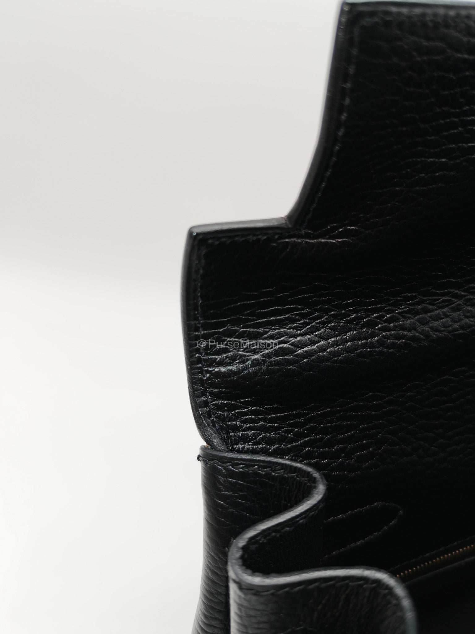 Hermes Kelly 32 in Black Ardennes Taurillon Leather Gold Hardware Stamp Square E(2001) | Purse Maison Luxury Bags Shop