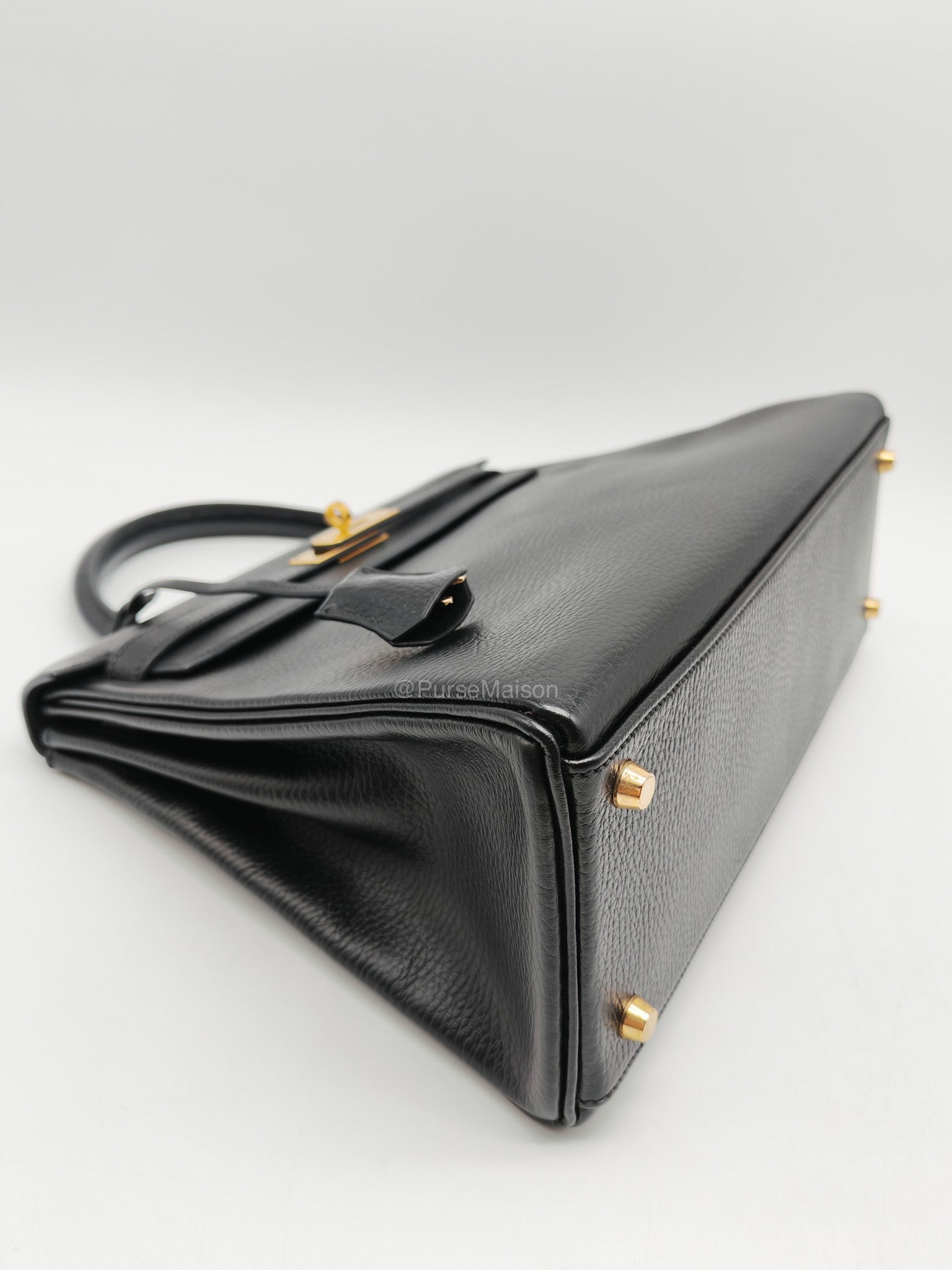 Hermes Kelly 32 in Black Ardennes Taurillon Leather Gold Hardware Stamp Square E(2001) | Purse Maison Luxury Bags Shop