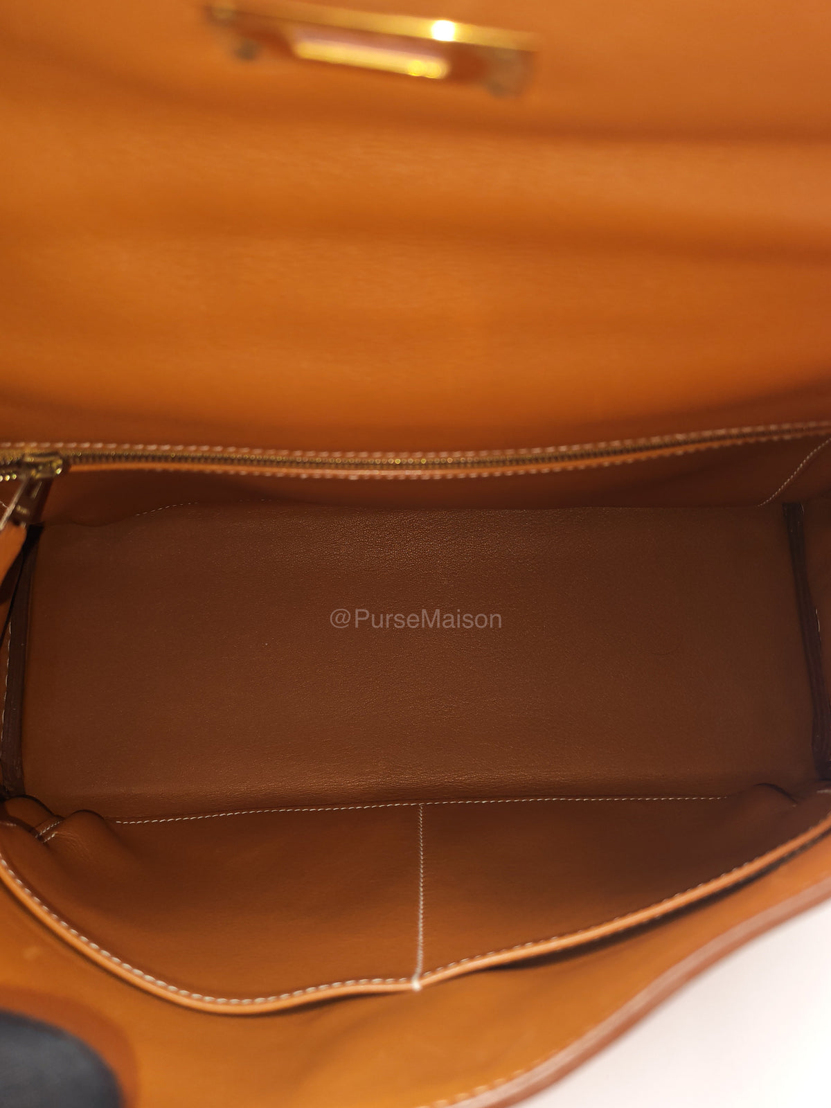 Hermes Kelly 32 Retourne in Gold Swift Leather and Gold Hardware Stamp Square E (2001) | Purse Maison Luxury Bags Shop