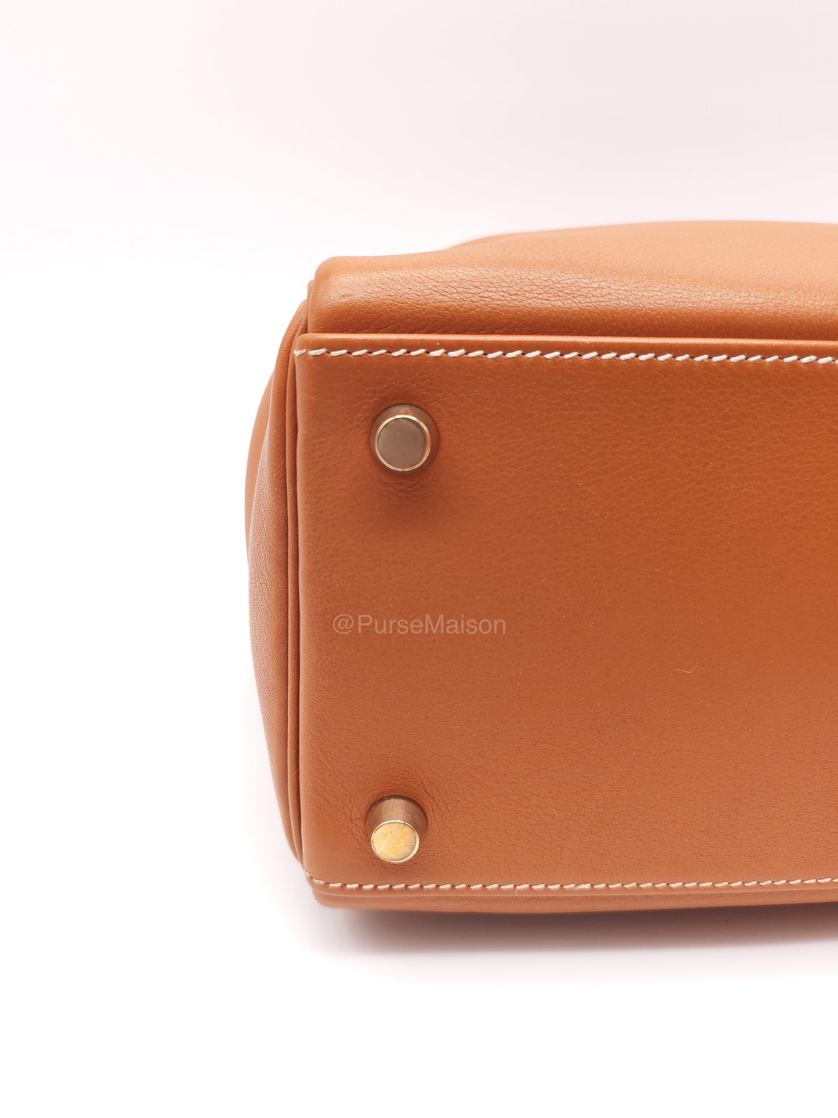 Hermes Kelly 32 Retourne in Gold Swift Leather and Gold Hardware Stamp Square E (2001) | Purse Maison Luxury Bags Shop