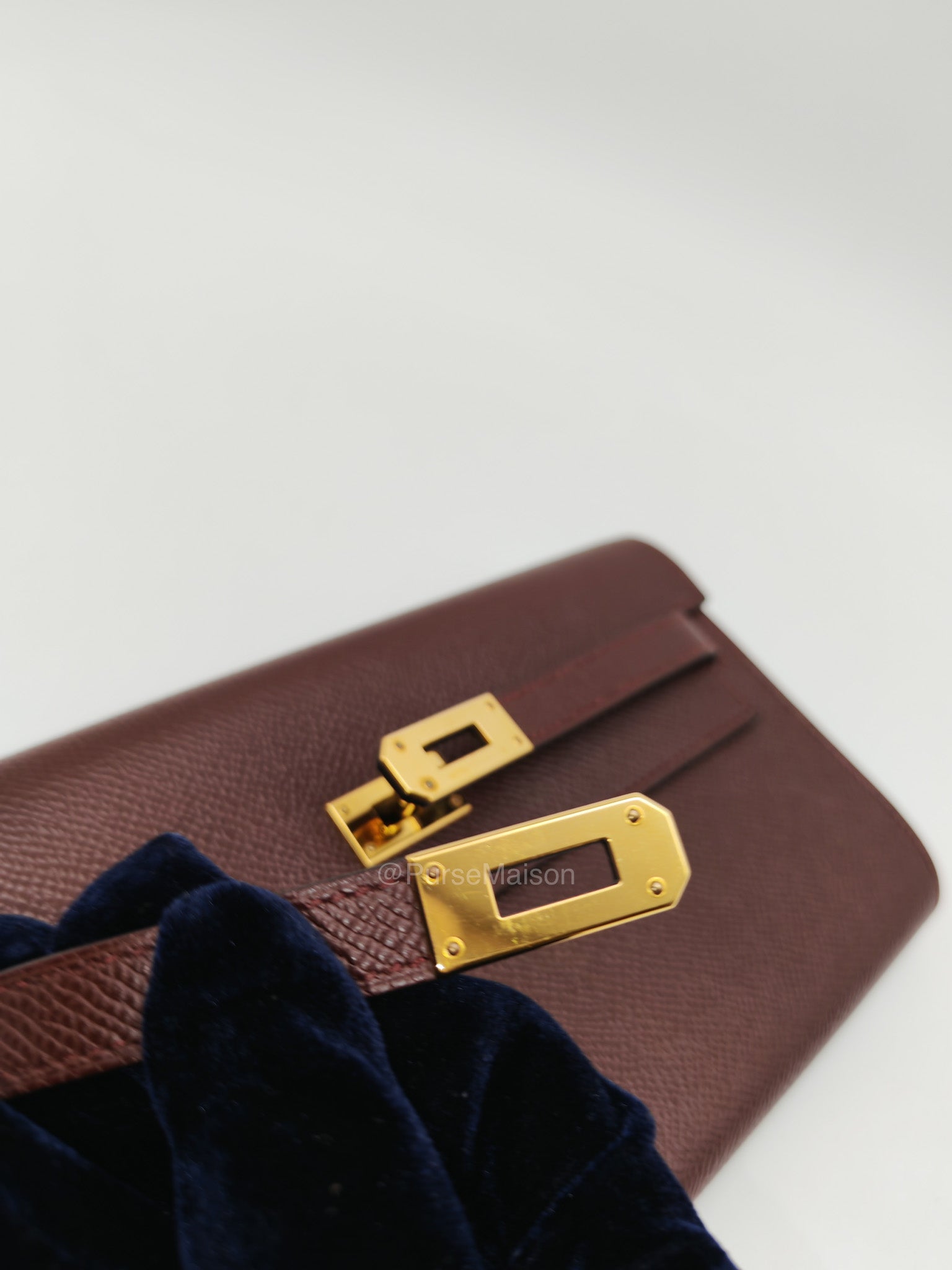 Hermes Kelly to go in Bordeaux Epsom Leather Gold Hardware Stamp U(2022) | Purse Maison Luxury Bags Shop