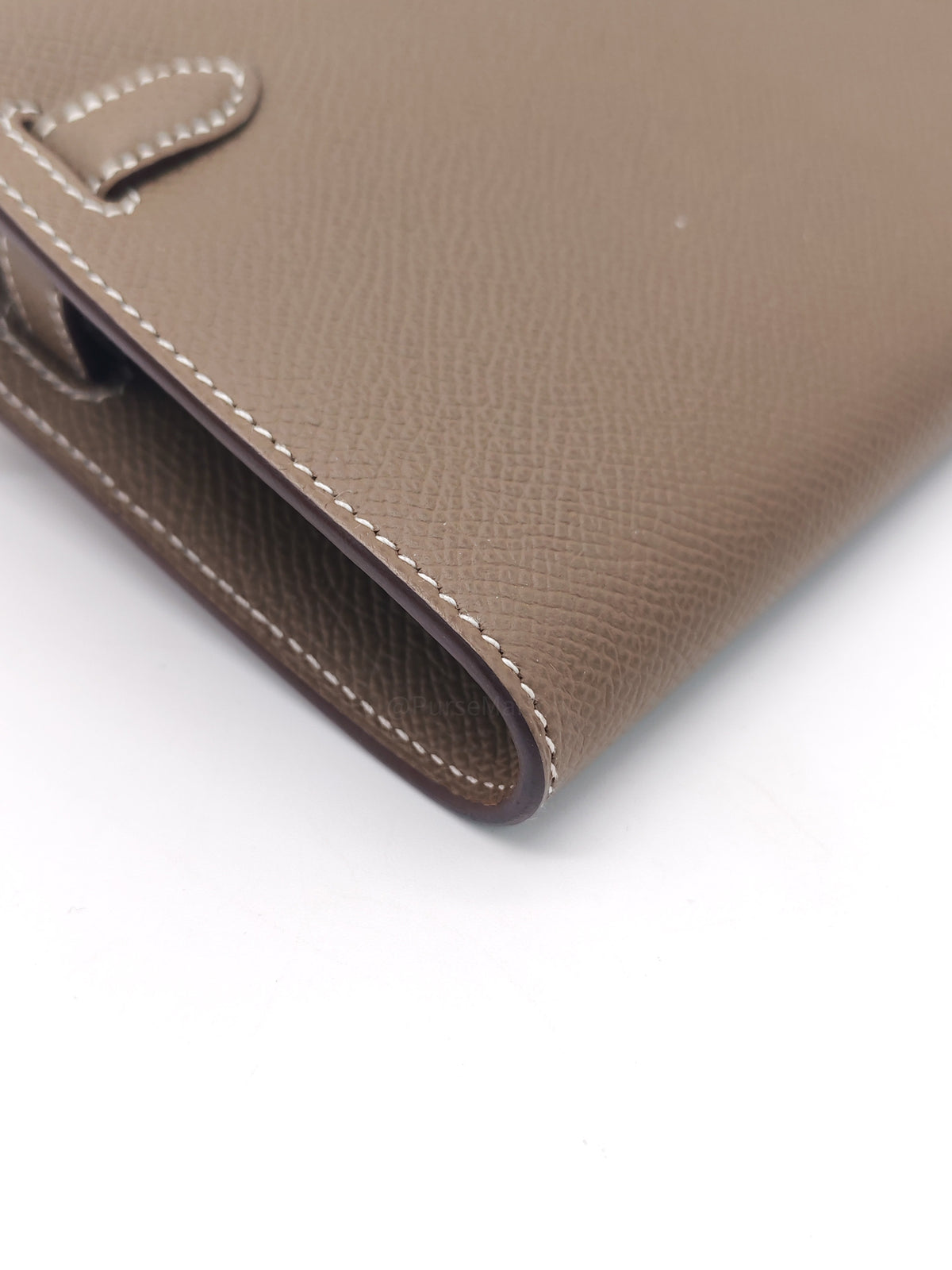 Hermes Kelly To Go in Taupe Epsom Leather and Palladium Hardware Stamp B (2023) | Purse Maison Luxury Bags Shop