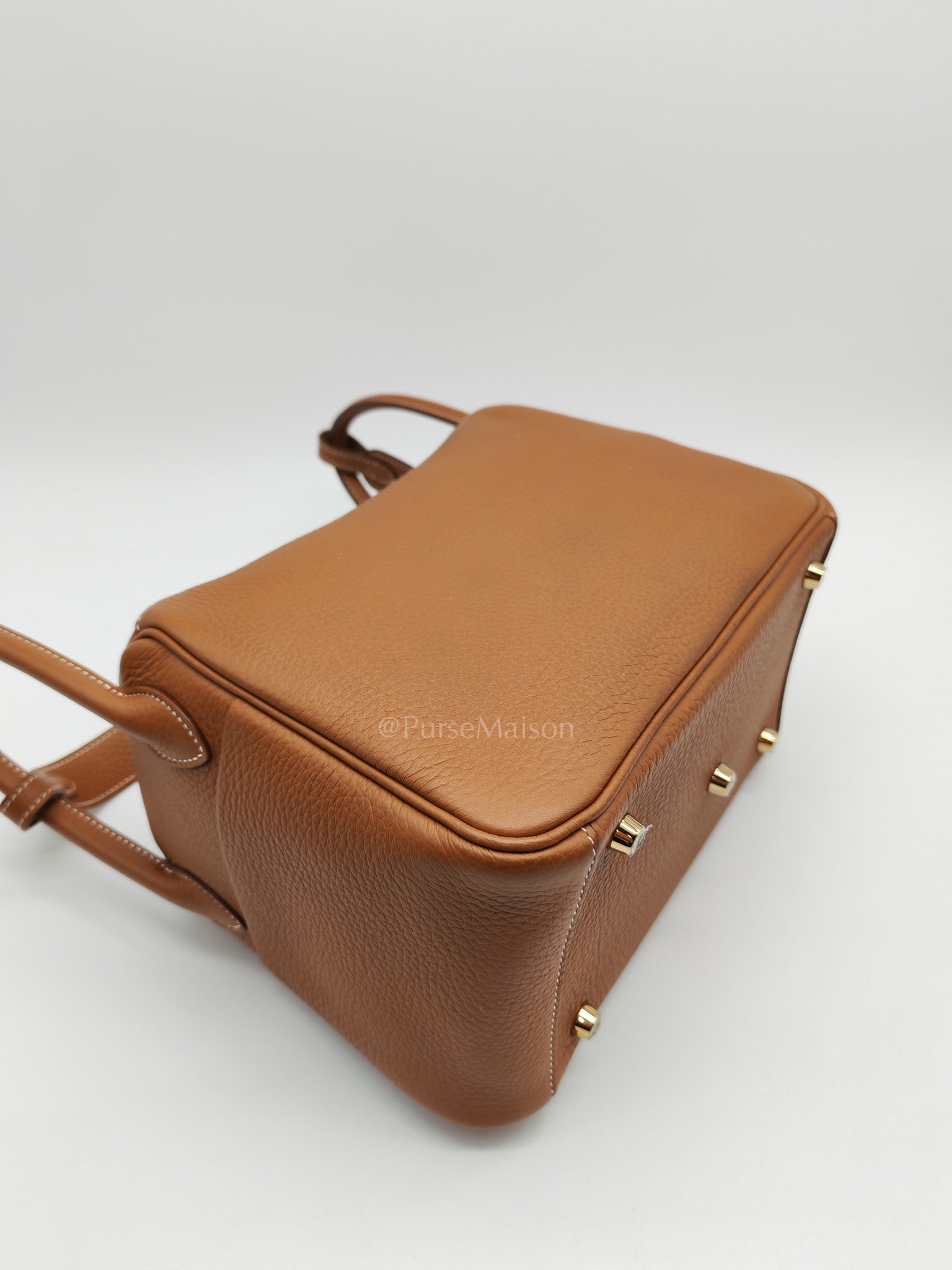 Hermes Lindy 26 in Gold Clemence Leather Gold Hardware Stamp W(2024) | Purse Maison Luxury Bags Shop