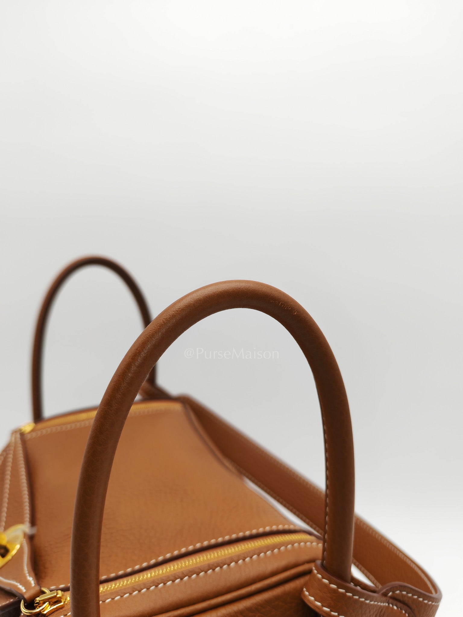 Hermes Lindy 26 in Gold Clemence Leather Gold Hardware Stamp W(2024) | Purse Maison Luxury Bags Shop