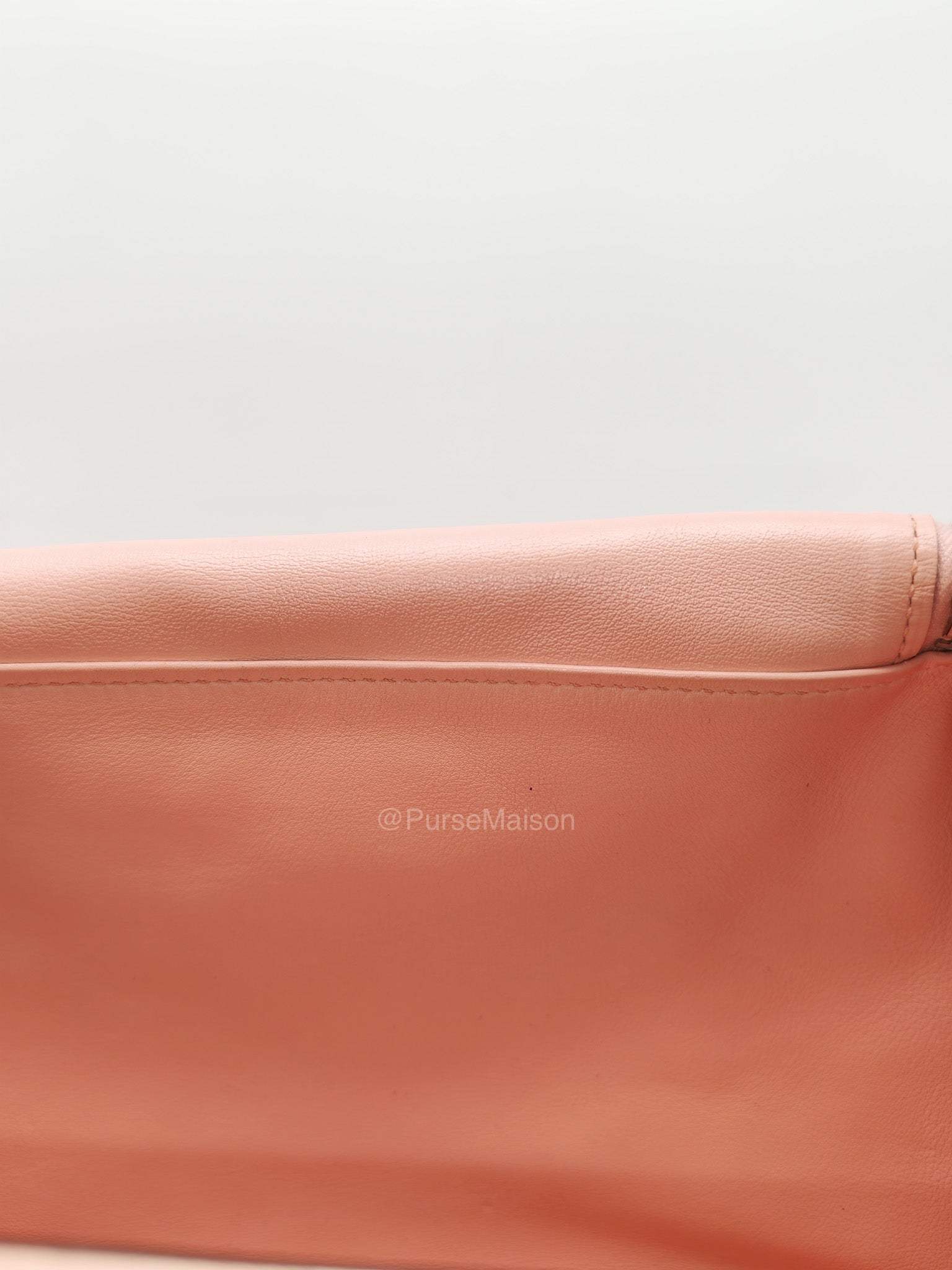 Hermes Lindy 26 in Rose Sakura Swift Leather Palladium Hardware Stamp X(2016) | Purse Maison Luxury Bags Shop