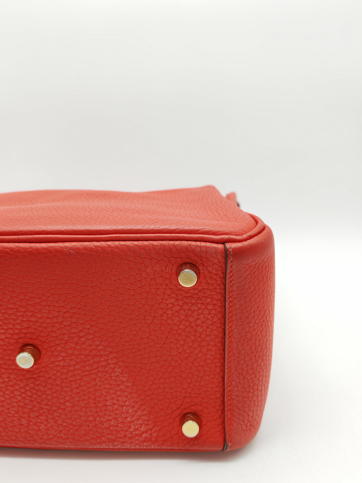 Hermes Lindy 26 in Rouge Tomate Clemence Leather Gold Hardware Stamp X (2016) | Purse Maison Luxury Bags Shop