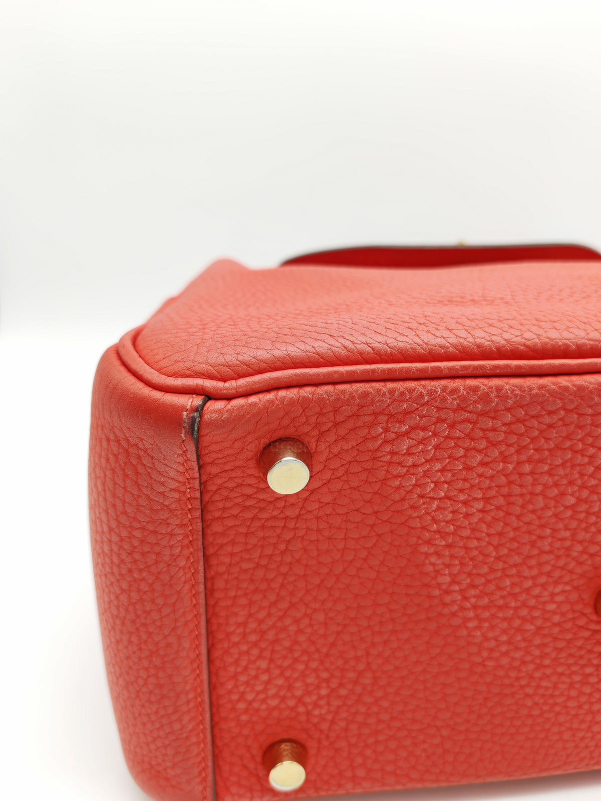 Hermes Lindy 26 in Rouge Tomate Clemence Leather Gold Hardware Stamp X (2016) | Purse Maison Luxury Bags Shop