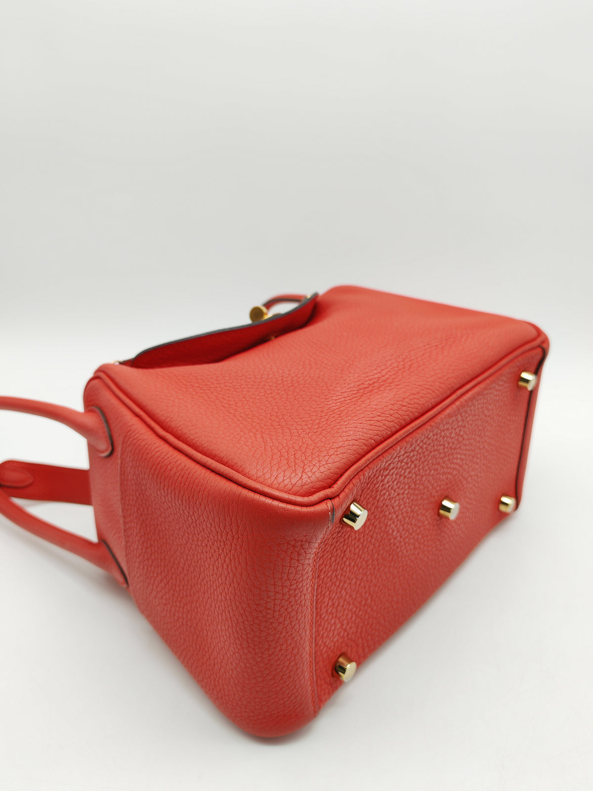 Hermes Lindy 26 in Rouge Tomate Clemence Leather Gold Hardware Stamp X (2016) | Purse Maison Luxury Bags Shop