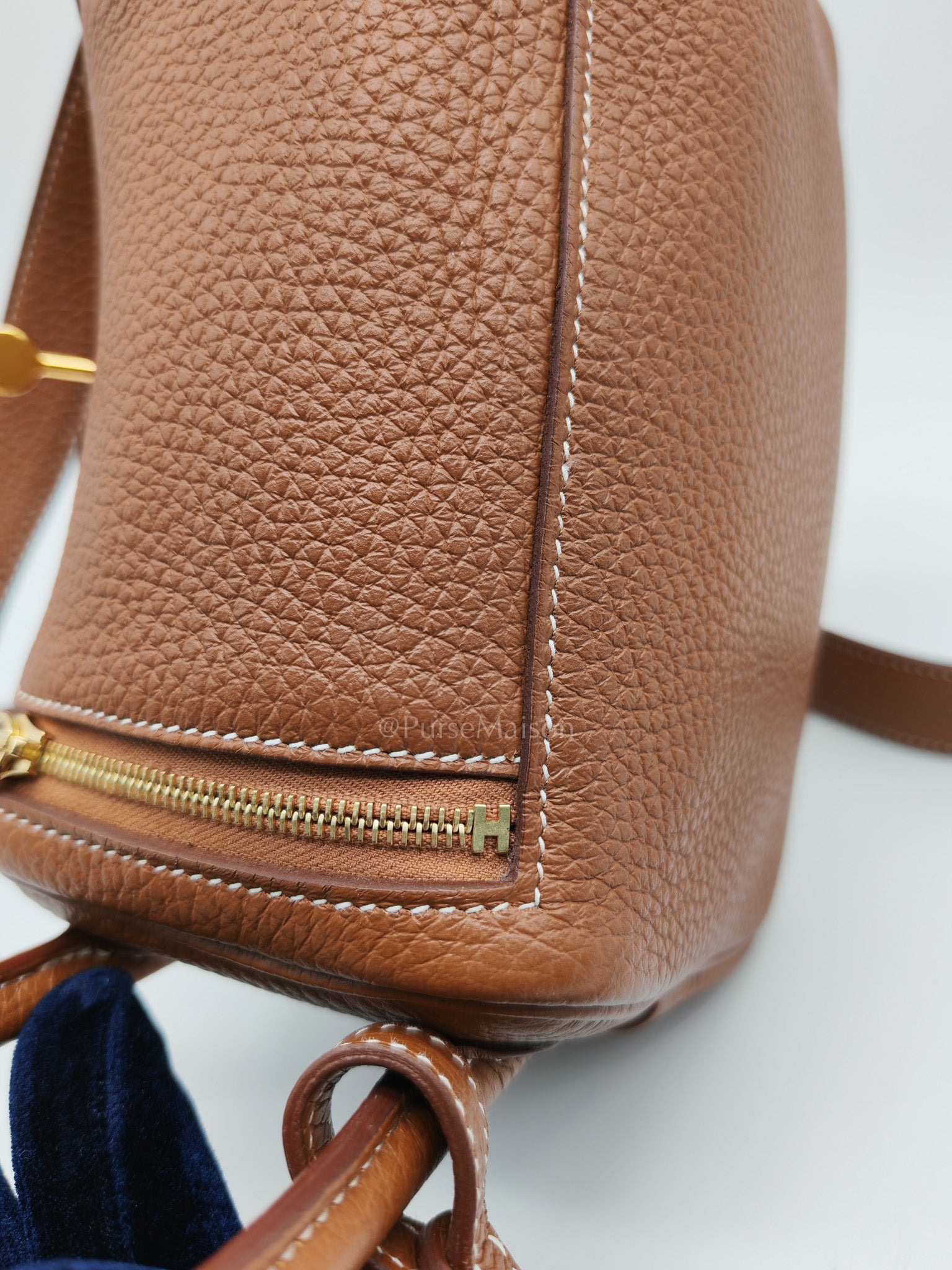 Hermes Mini Lindy Gold Clemence Leather and Gold Hardware Stamp U (2022) | Purse Maison Luxury Bags Shop