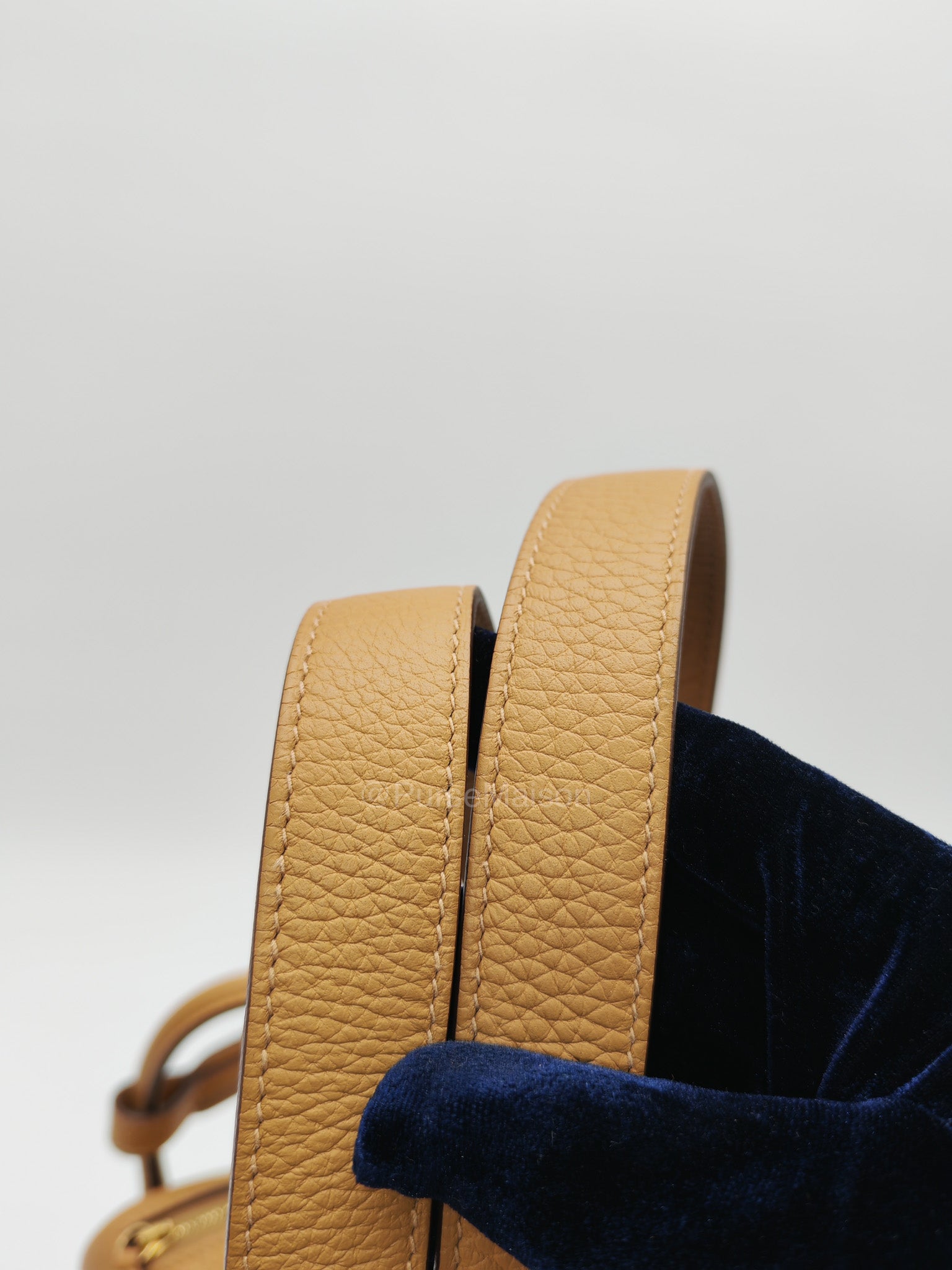 Hermes Mini Lindy in Buiscuit Clemence Leather Gold Hardware Stamp U(2022) | Purse Maison Luxury Bags Shop