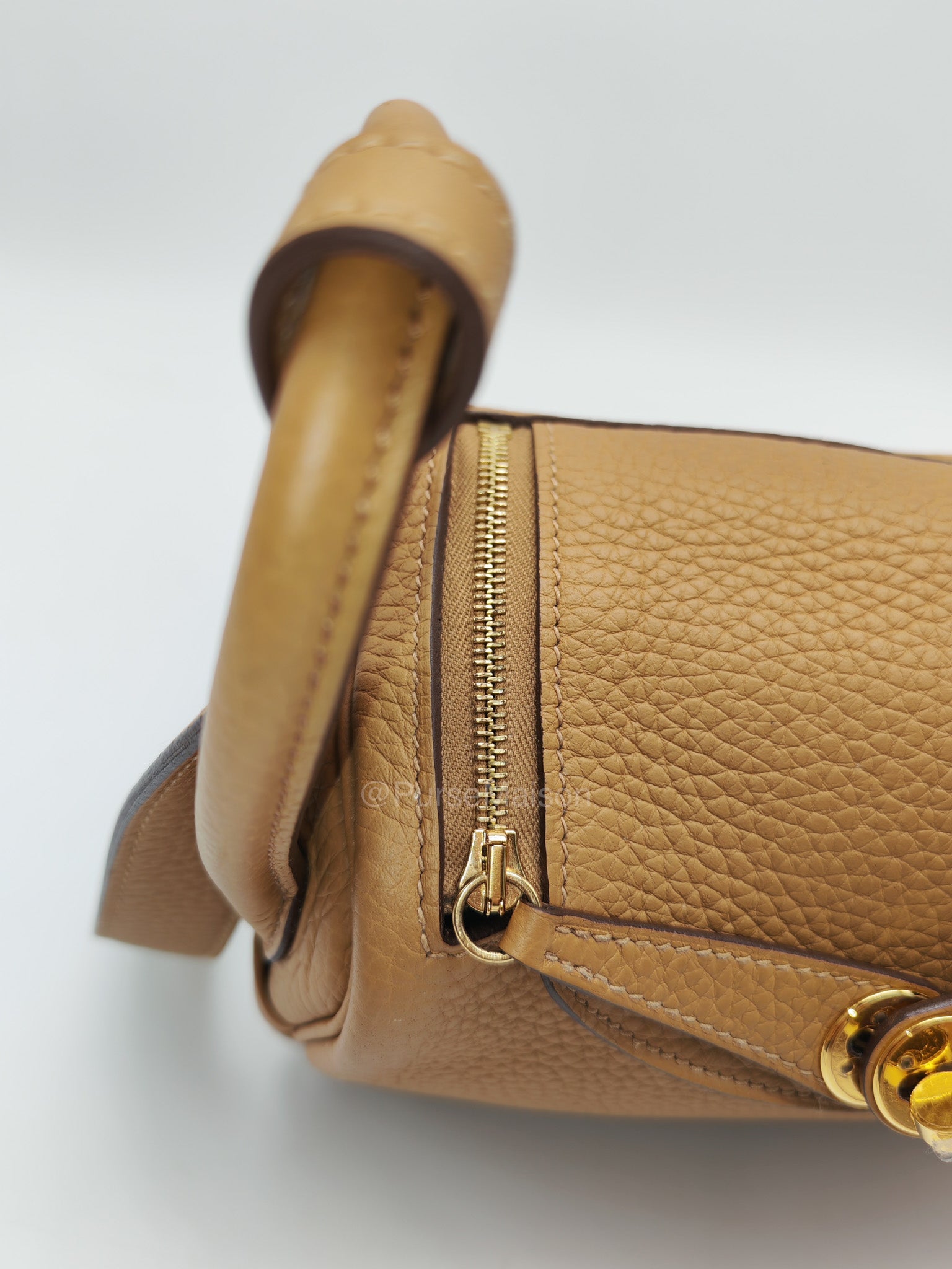 Hermes Mini Lindy in Buiscuit Clemence Leather Gold Hardware Stamp U(2022) | Purse Maison Luxury Bags Shop
