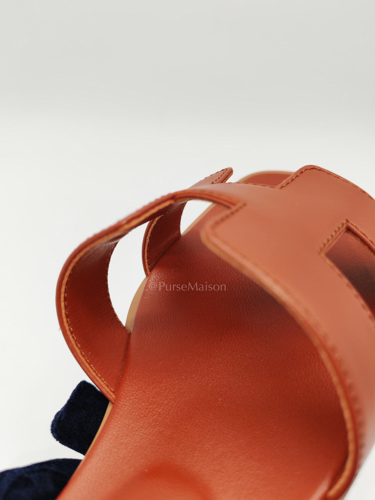 Hermes Oran in Reddish Brown Swift Leather Size 36.5 EU(23cm) | Purse Maison Luxury Bags Shop