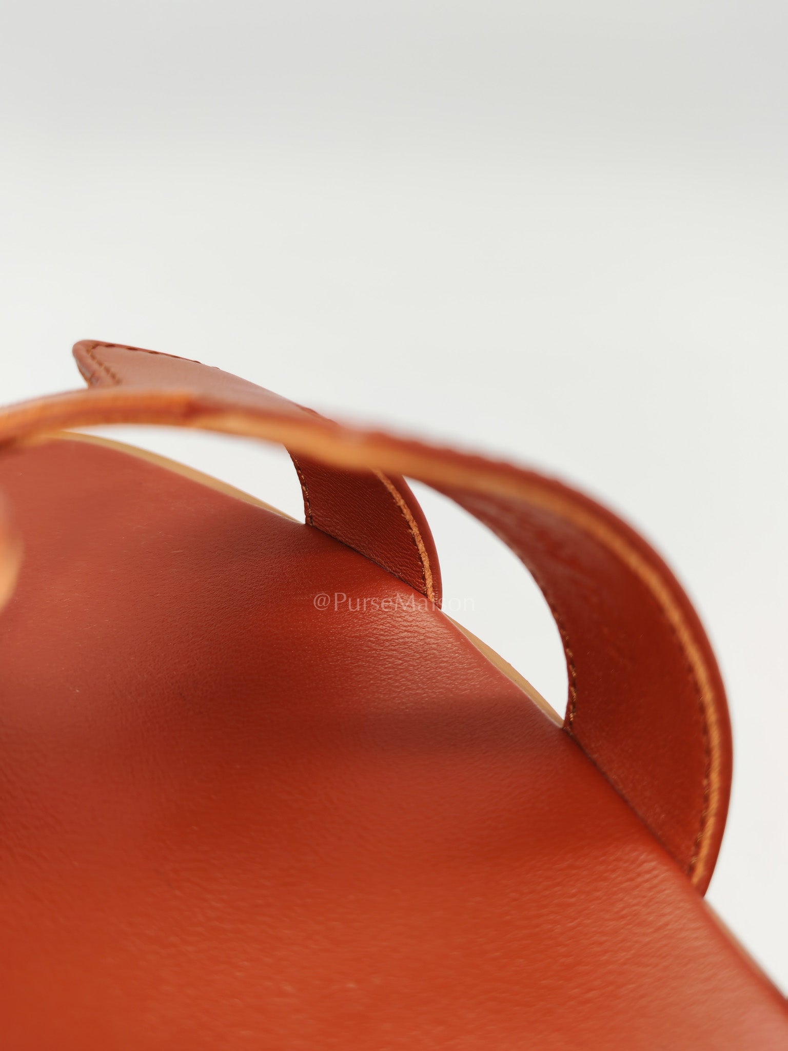 Hermes Oran in Reddish Brown Swift Leather Size 36.5 EU(23cm) | Purse Maison Luxury Bags Shop