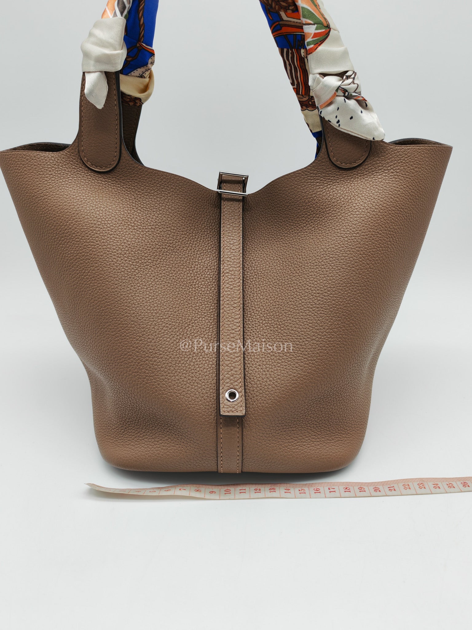 Hermes Picotin 22 in Taurillon Maurice Do Beige De Wei and Palladium Hardware Stamp D (2019) | Purse Maison Luxury Bags Shop