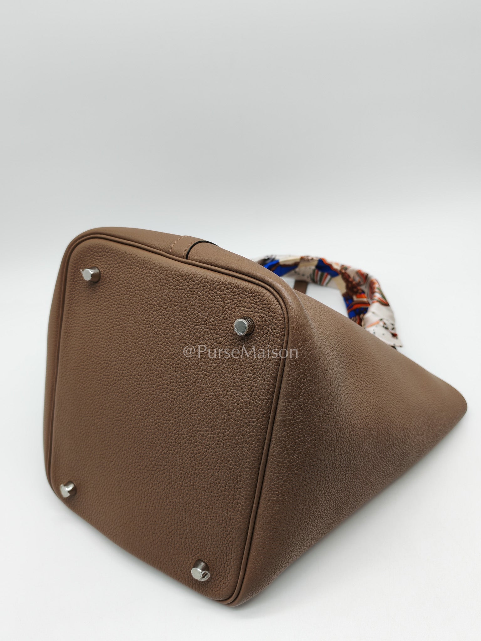 Hermes Picotin 22 in Taurillon Maurice Do Beige De Wei and Palladium Hardware Stamp D (2019) | Purse Maison Luxury Bags Shop