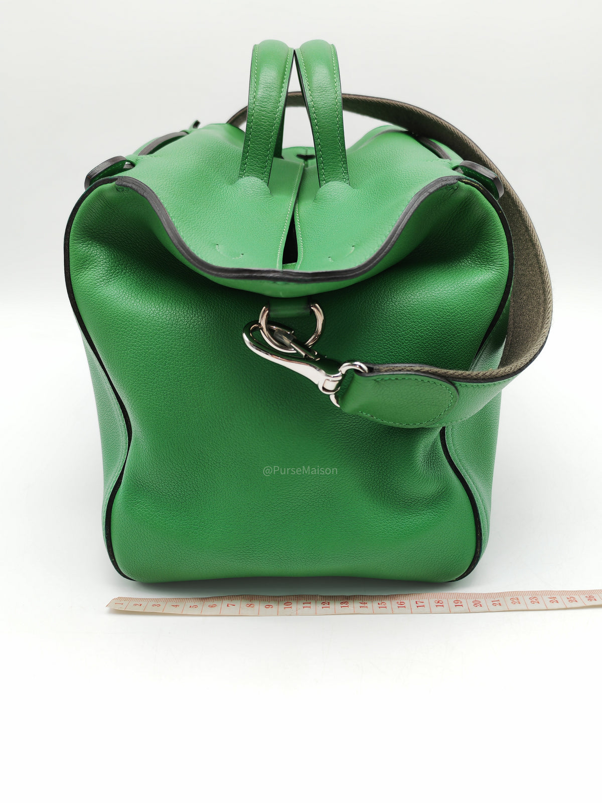 HERMÈS Sac Oxer Top Handle Bag Lager in Bambou Evercolor Leather Palladium Hardware Stamp T(2015) | Purse Maison Luxury Bags Shop