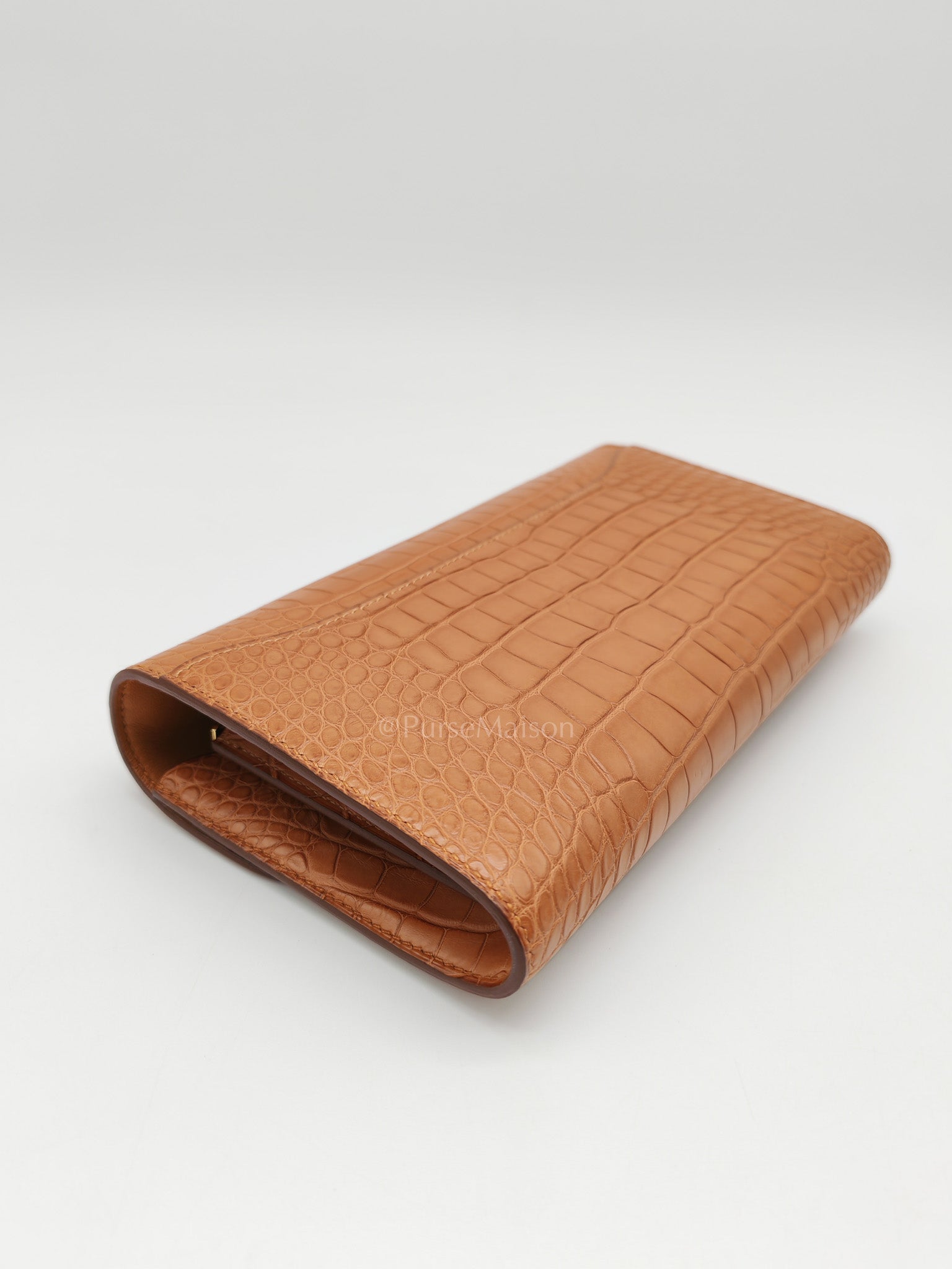 Constance To Go in Gold Matte Aligator Leather Gold Hardware Stamp Z(2021)