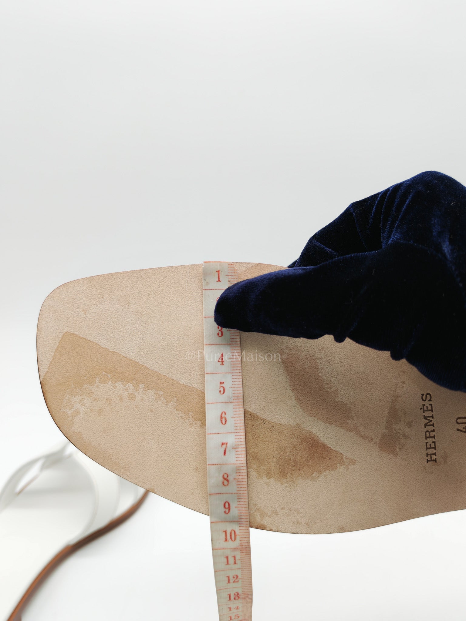 Oran Sandals in White Swift Leather Size 40 (26cm)